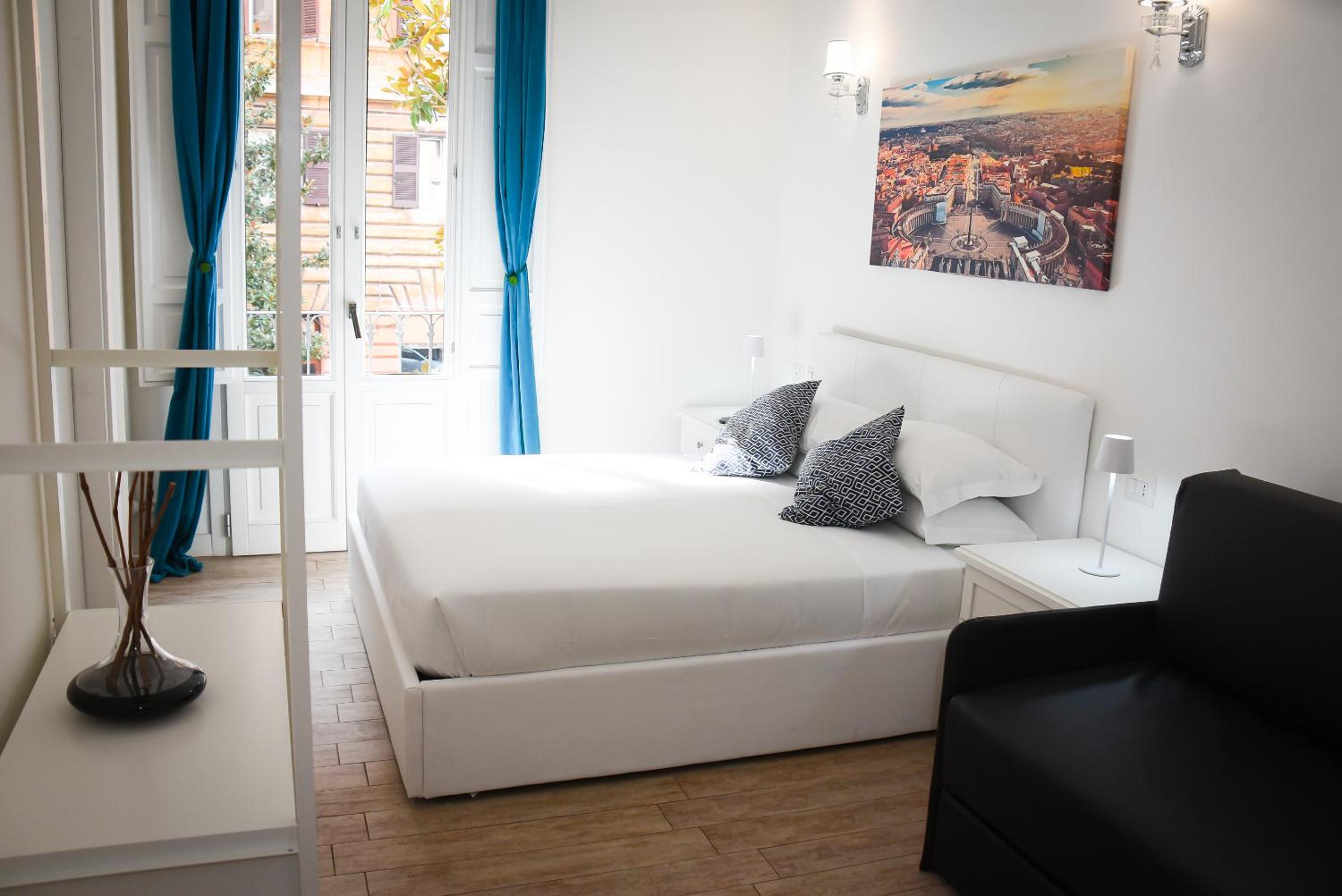 BQ House FORI IMPERIALI Luxury Rooms