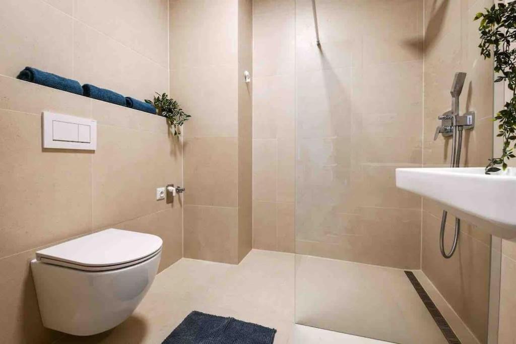 Apartman La Glace view 2