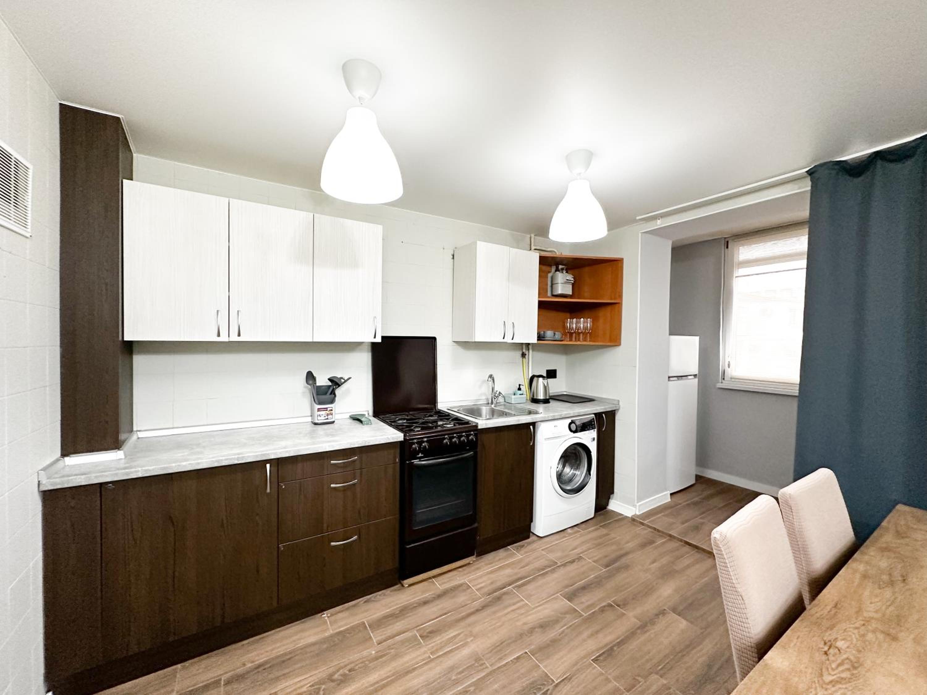 Center Location 2 bedrooms