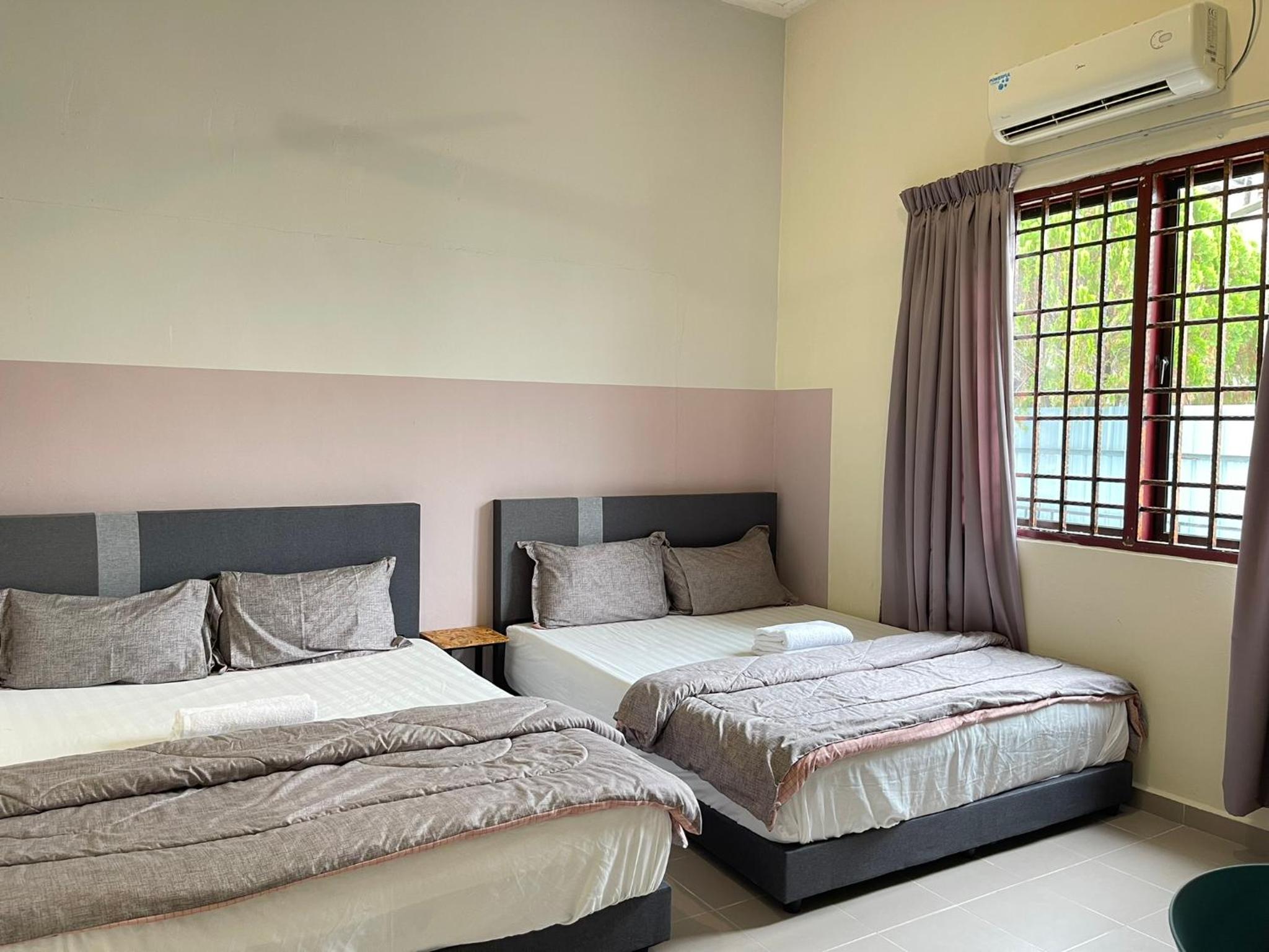 Muslim Homestay Teluk Intan ( Hotel Style Room ) by Mr Homestay photo 5