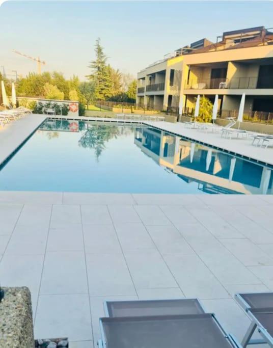 Poolvision Apartment