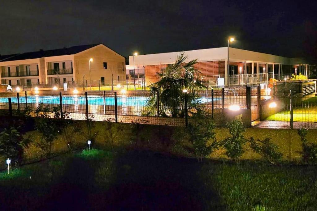 Poolvision Apartment