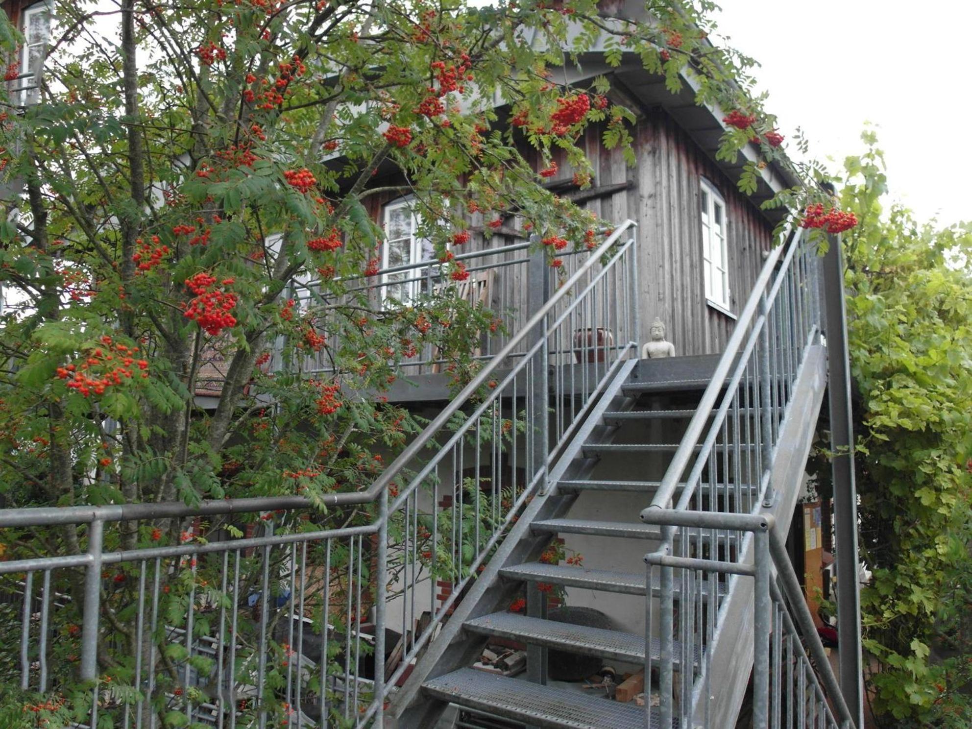 Loftwohnung-hell-geraeumig-antik-zentrale-Lage-in-Suederbrarup