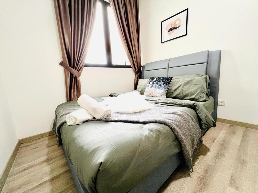 Mosaic Residence Mid Valley South Key BY R9 Homestay