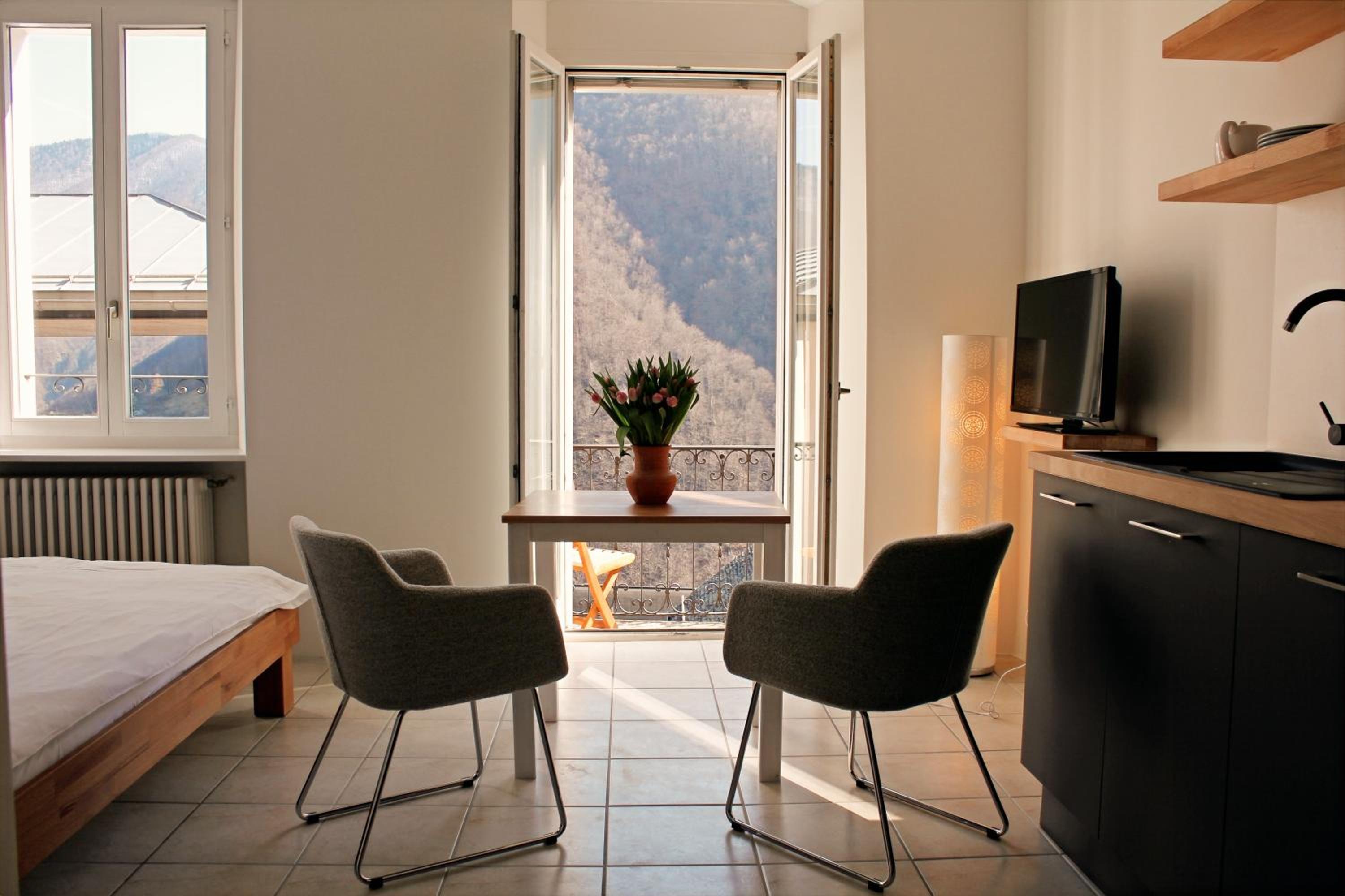 Casa Gialla view 2
