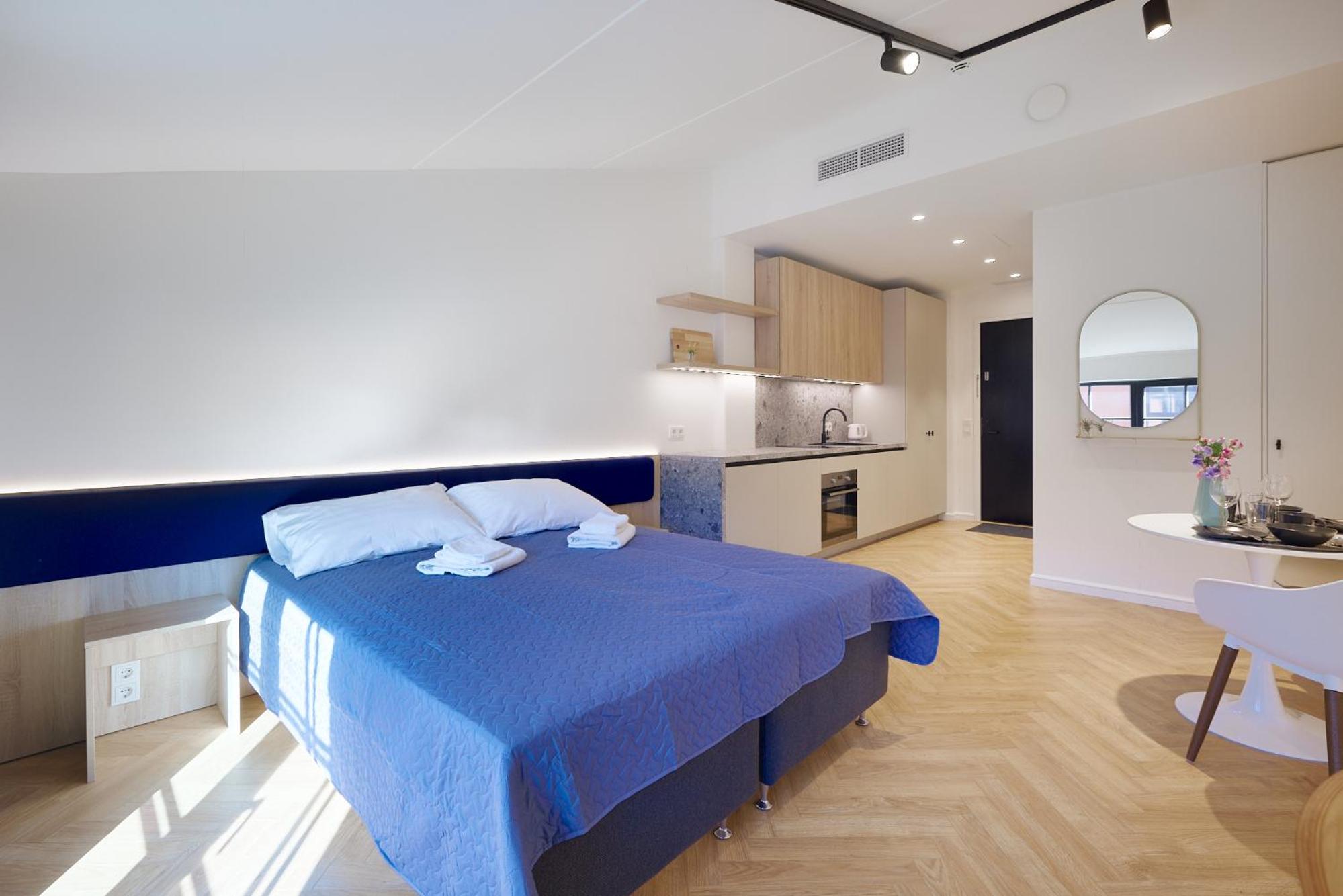 Stylish Volta Quarter Studios with AC