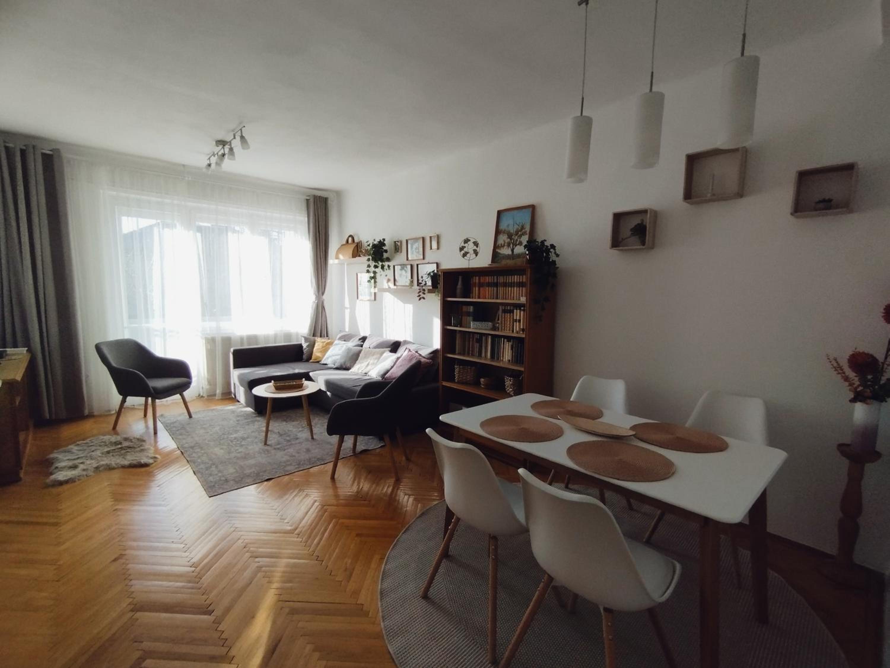 Greenview Apartment