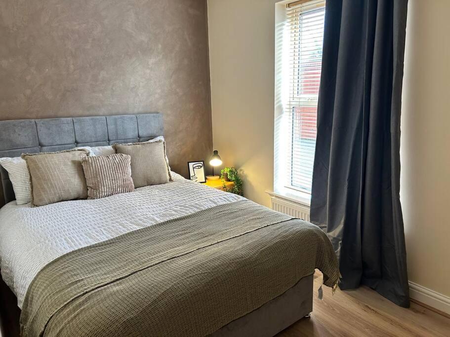 Auckland House 3 beds free parking view 2