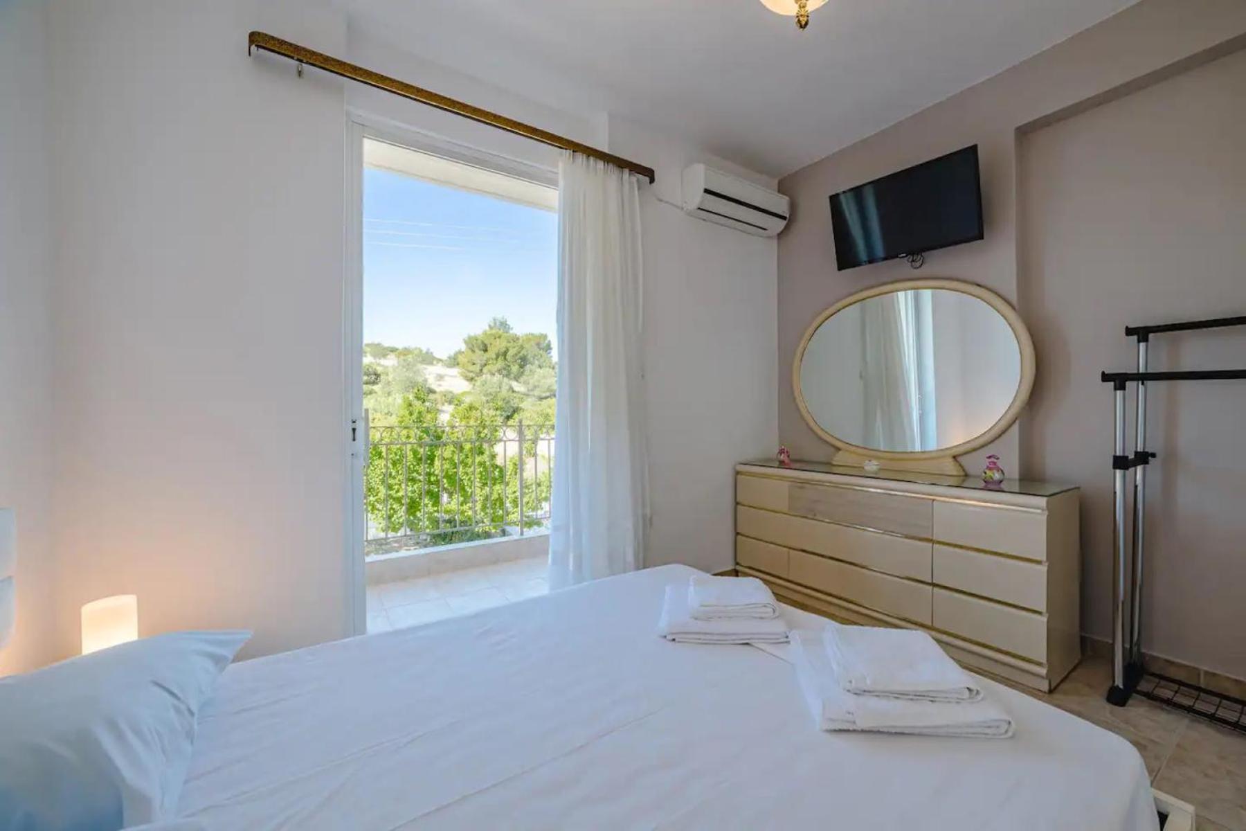 J&K HOUSE SUITES view 4