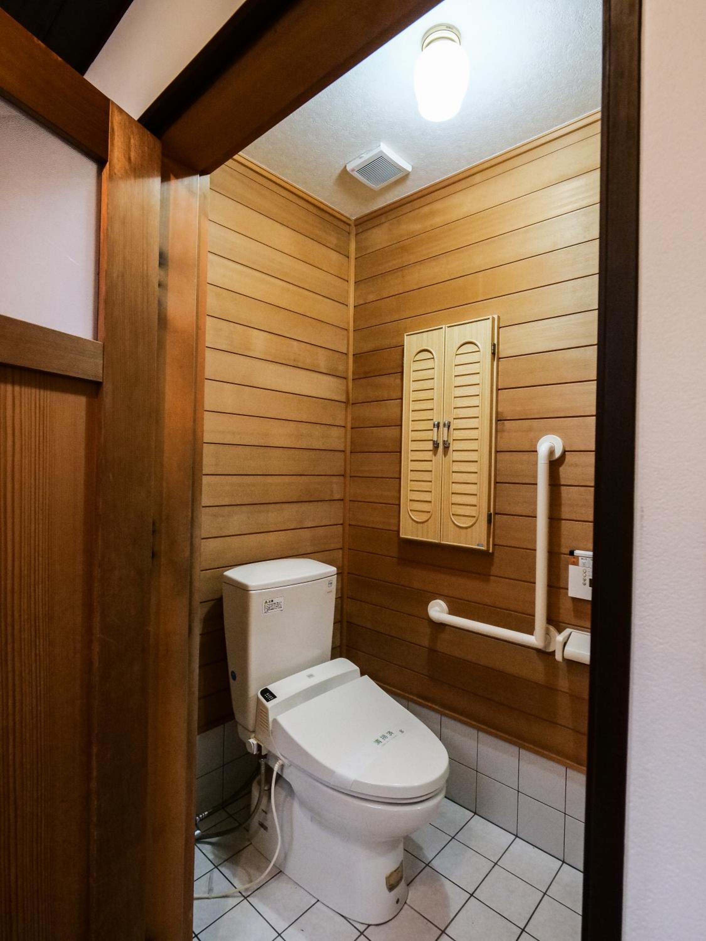 The Nomad Inn Gujo