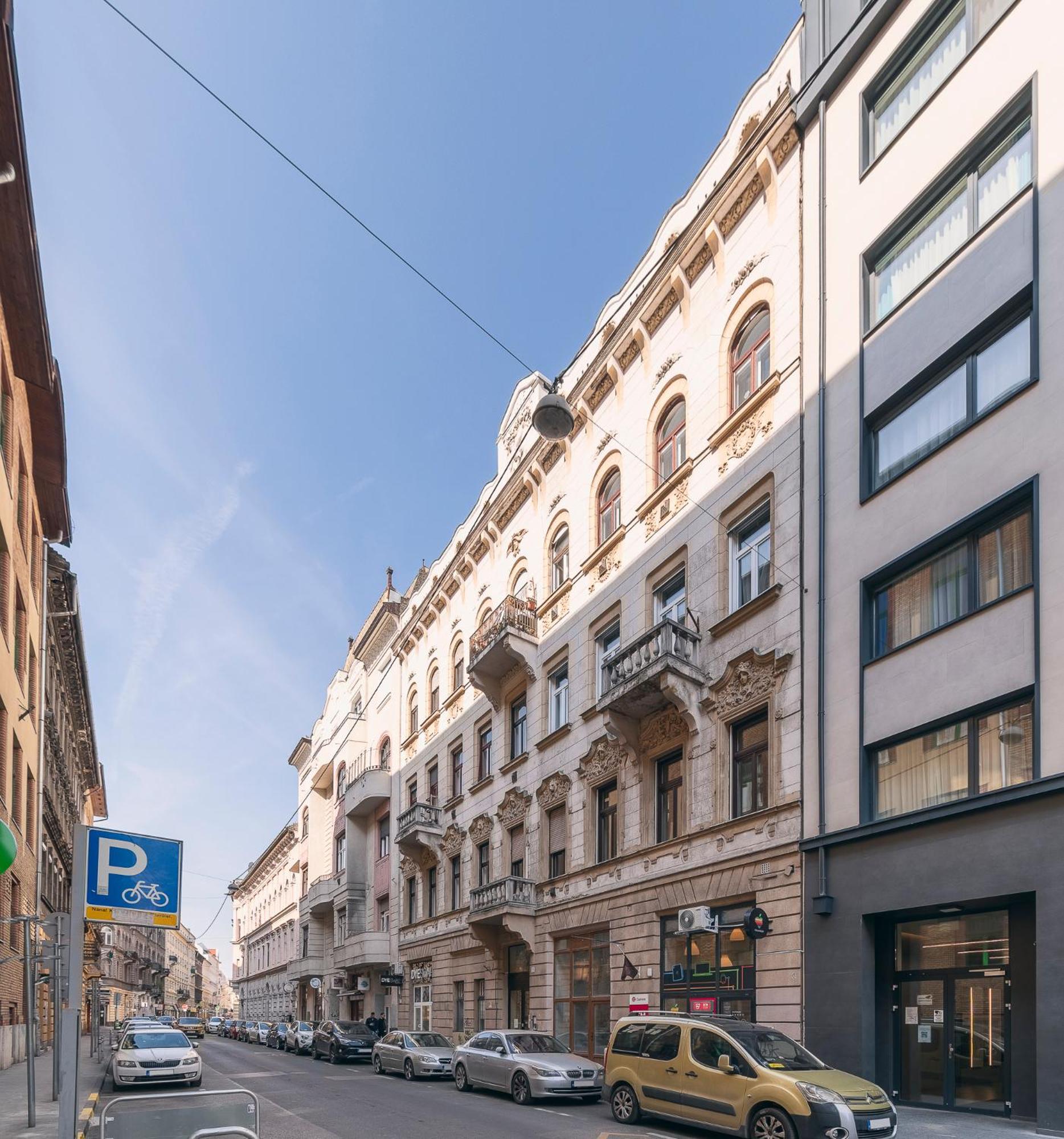 CASA GIULIA BUDAPEST