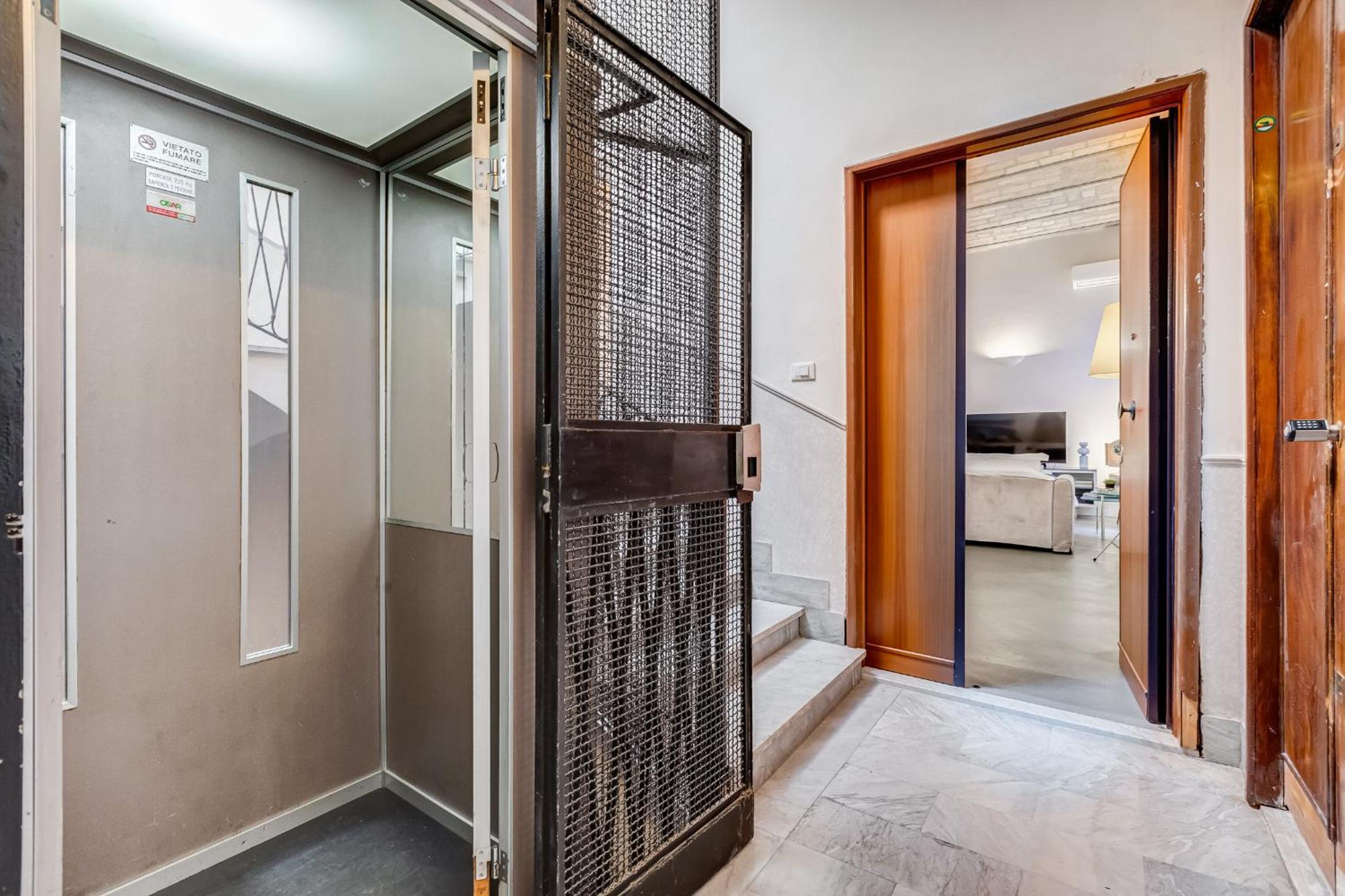 New Suite Barberini Area