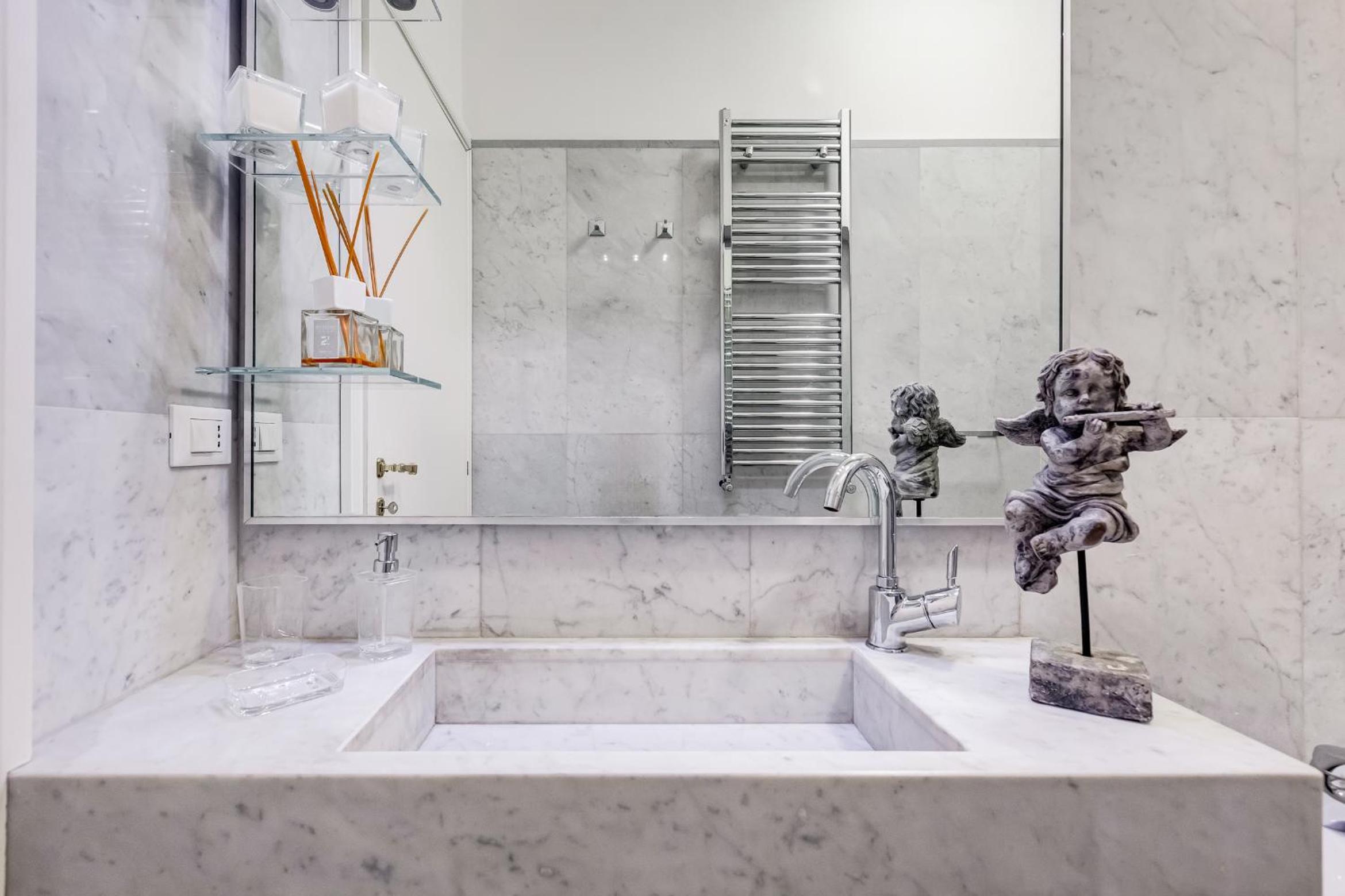New Suite Barberini Area