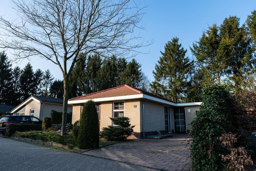 Ruim vakantiehuis met mooie tuin op de Veluwe