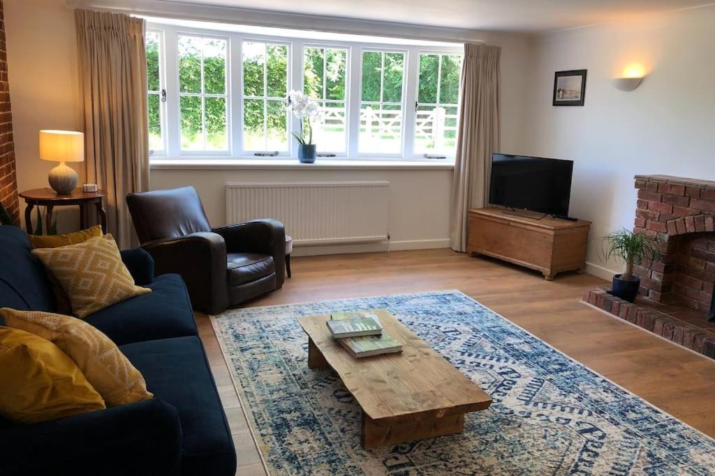 Stablehurst Cottage