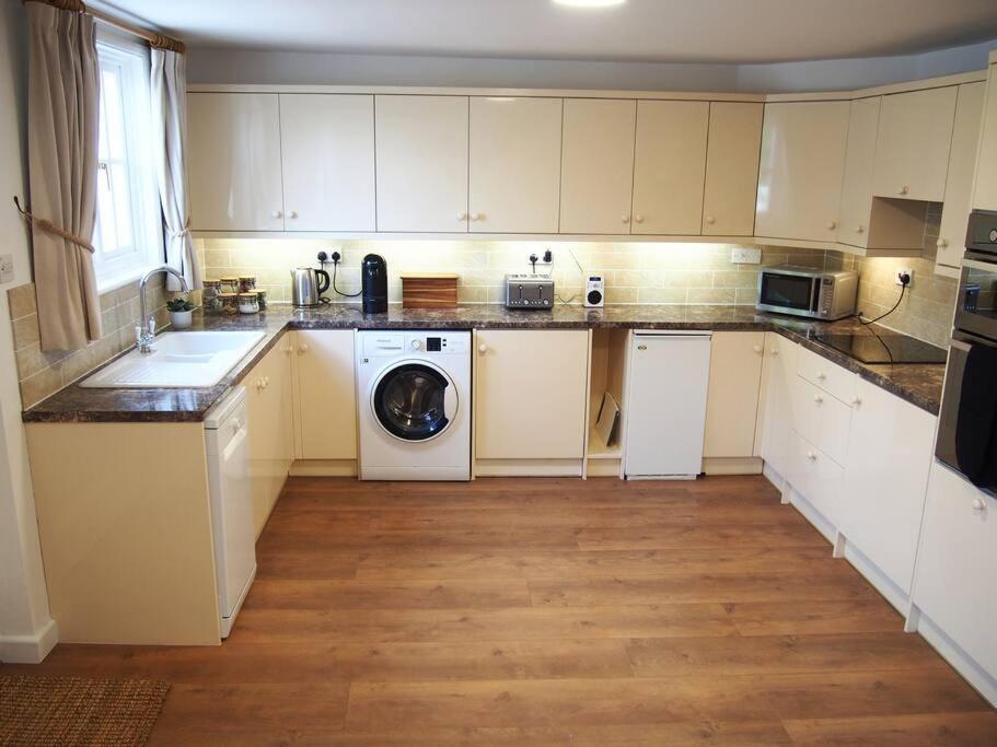 Stablehurst Cottage