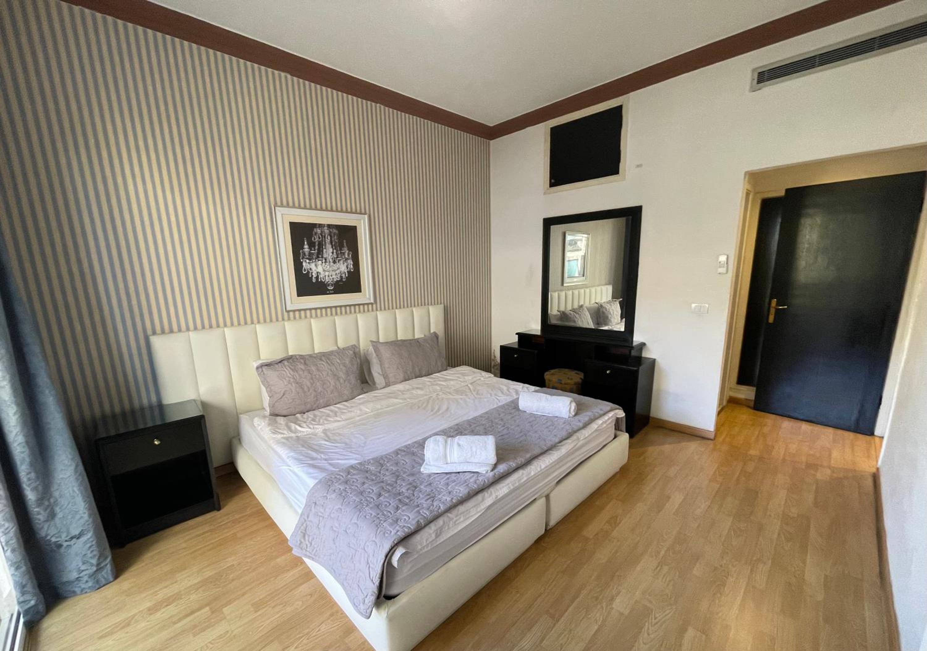 Elegant Suites Beirut view 5