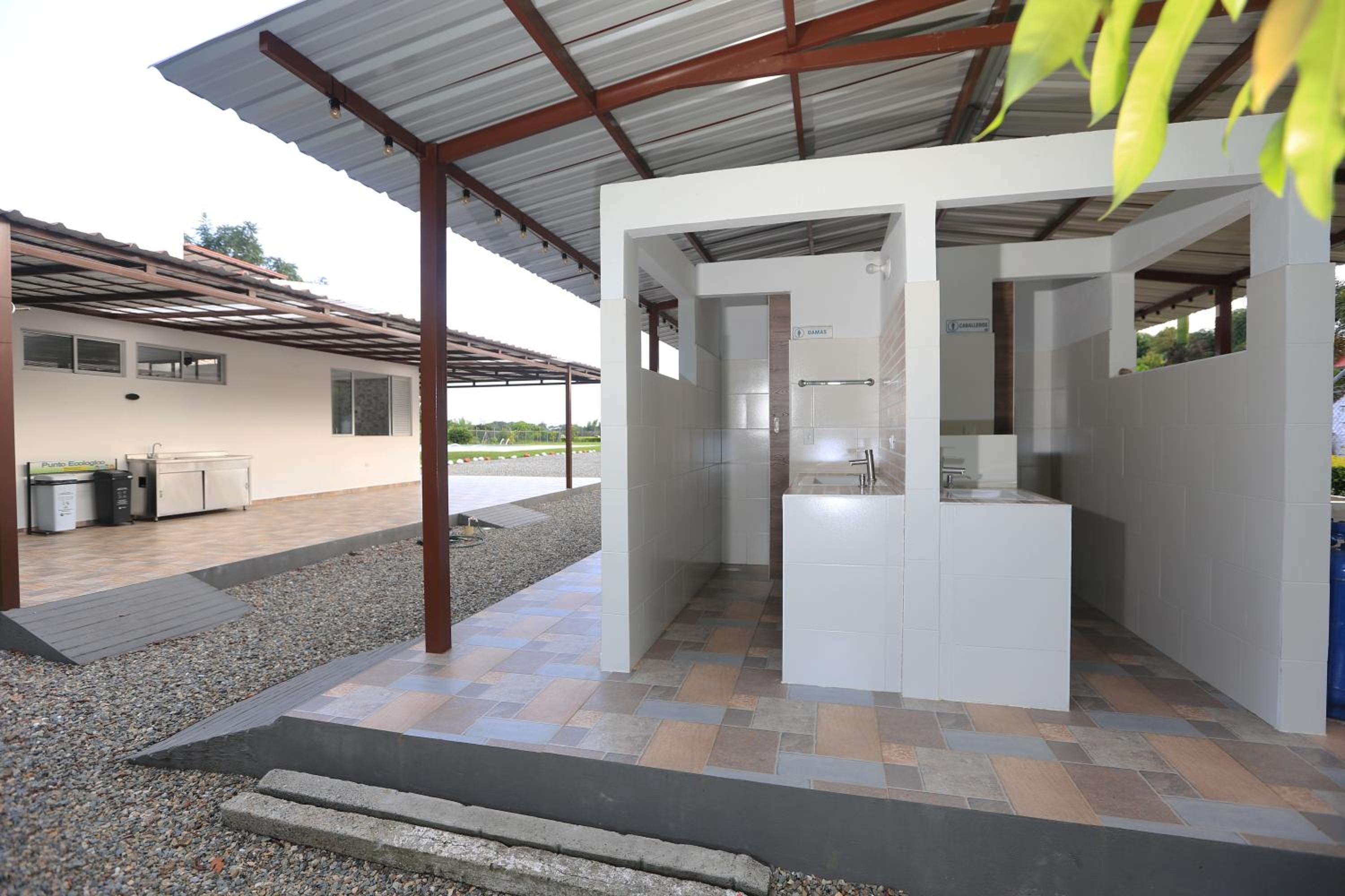 Finca Hotel Mana
