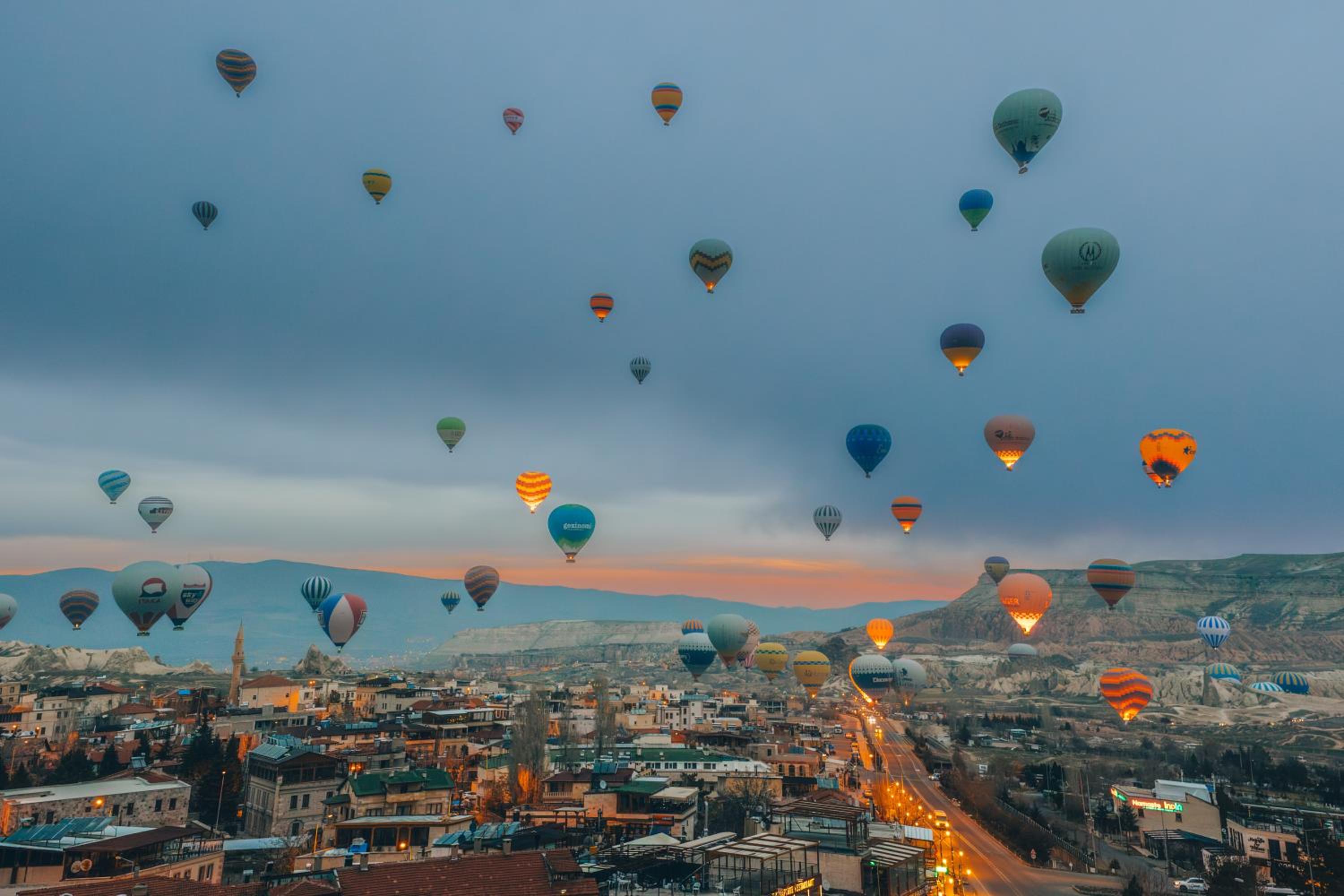 Bedrock Cave Hotel - Image 86
