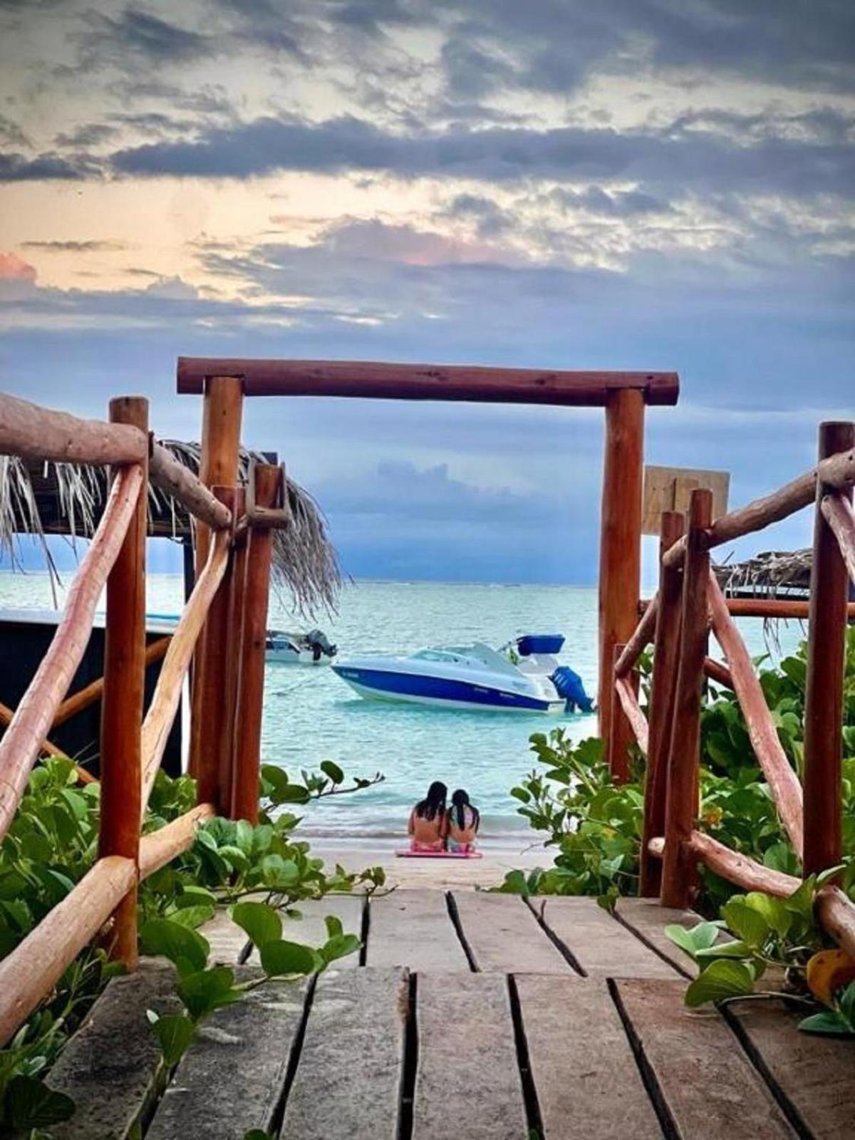 A Casa de Ponta-Simplicidade e Requinte -Estrutura Completa a 150m da praia
