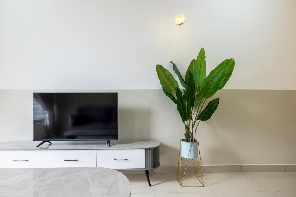 Picasso @ M Vertica 9pax 3BR near Sunway Velocity