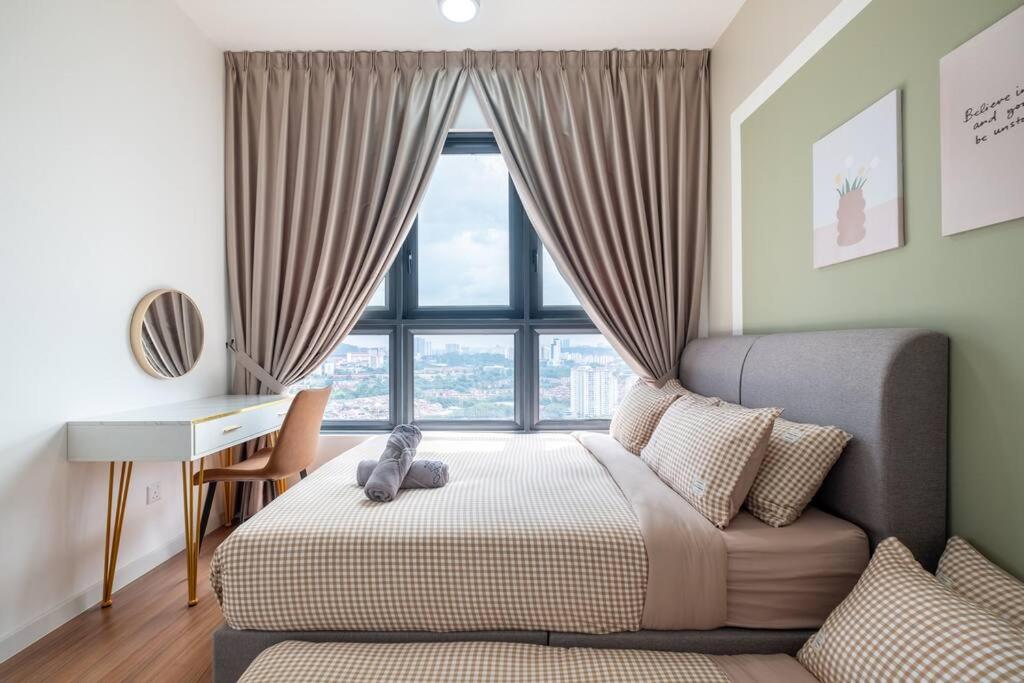 Picasso @ M Vertica 9pax 3BR near Sunway Velocity