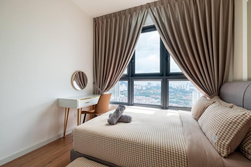 Picasso @ M Vertica 9pax 3BR near Sunway Velocity