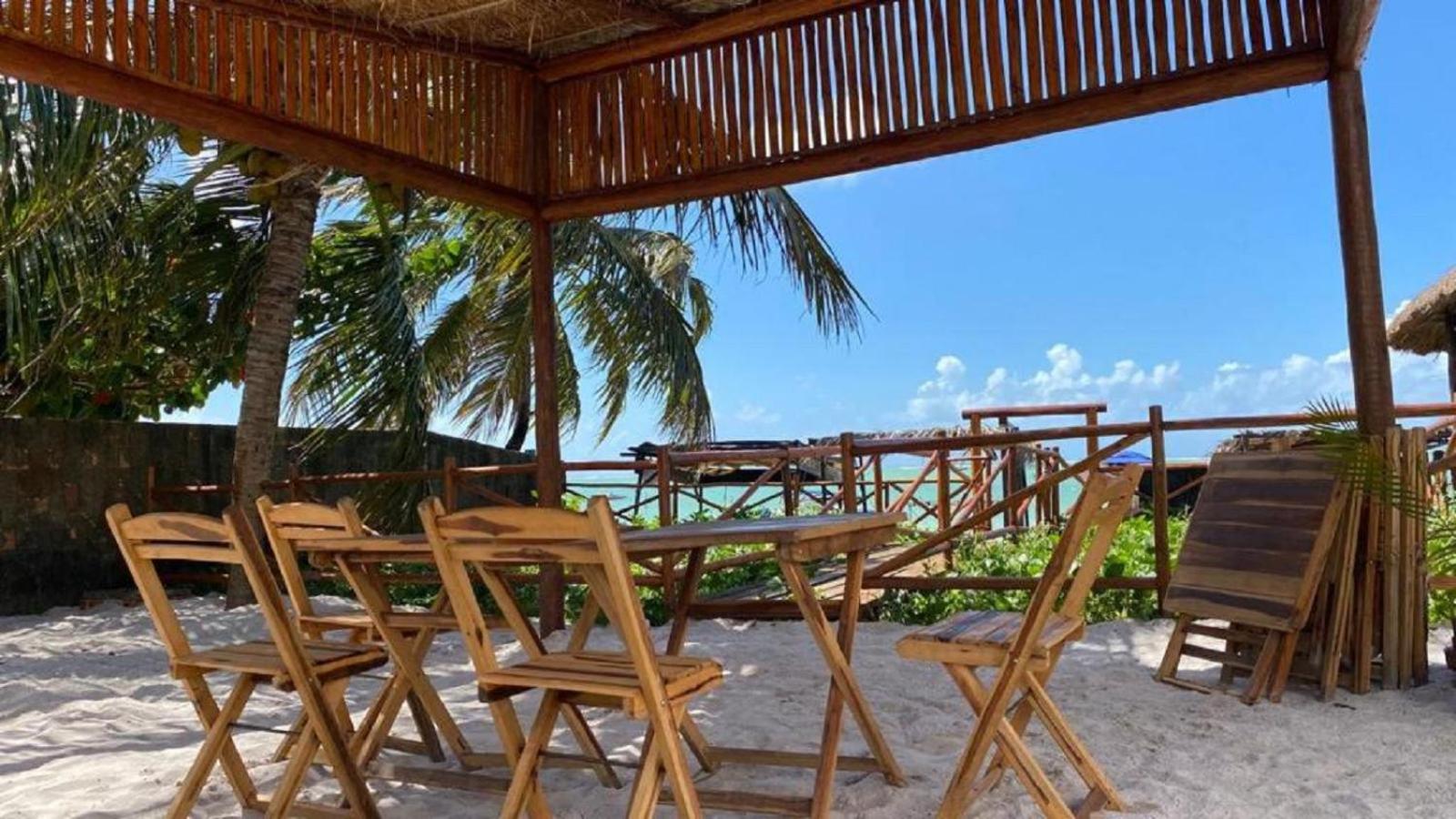 A Casa de Ponta-Simplicidade e Requinte -Estrutura Completa a 150m da praia