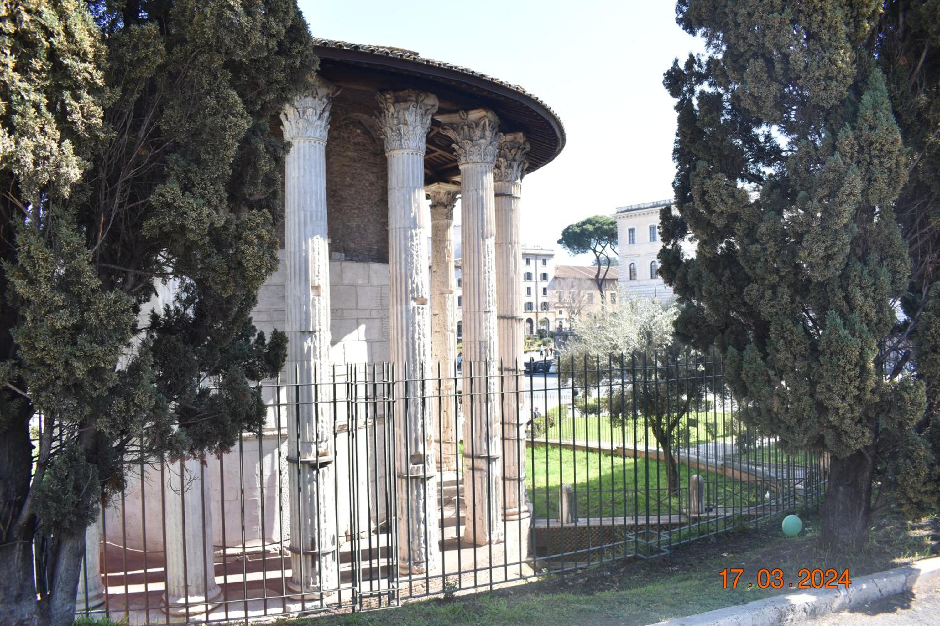 Trastevere St Ariabianca House