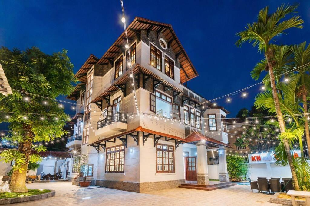 KN5 Holiday Villa