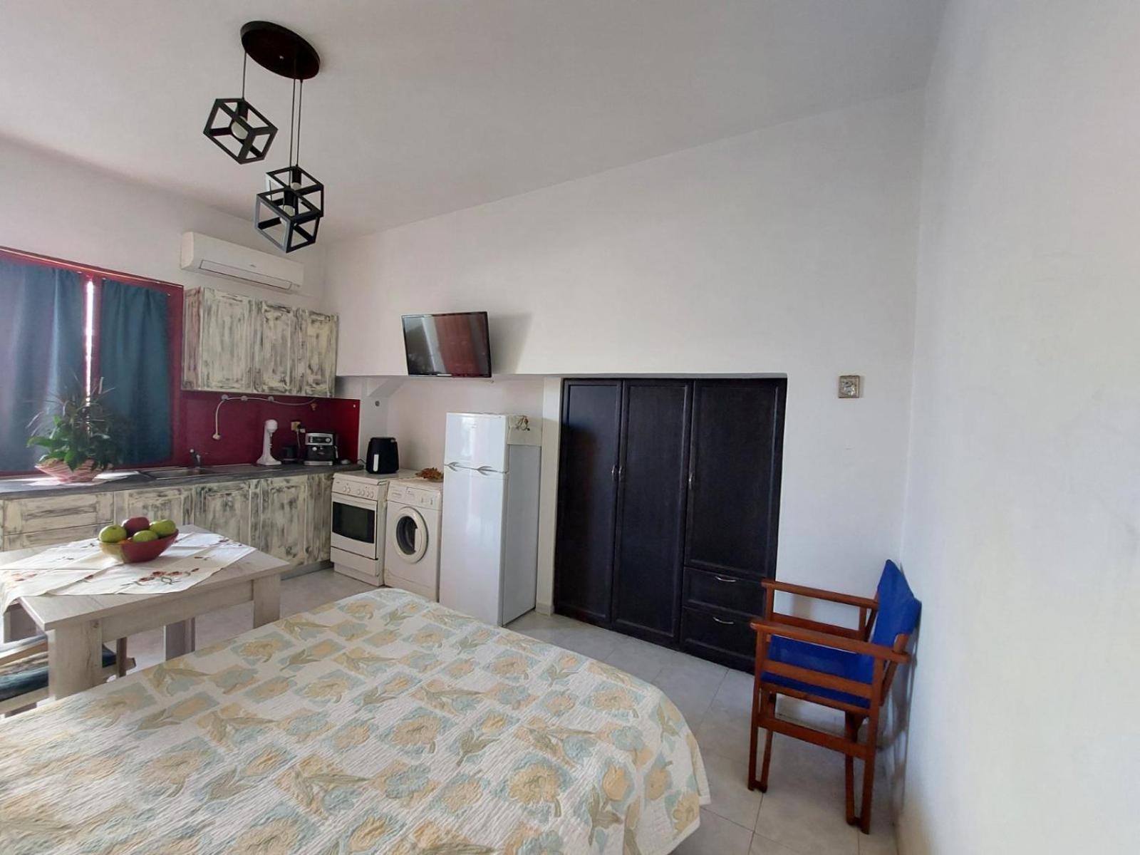 LOTUS STUDIO photo 2