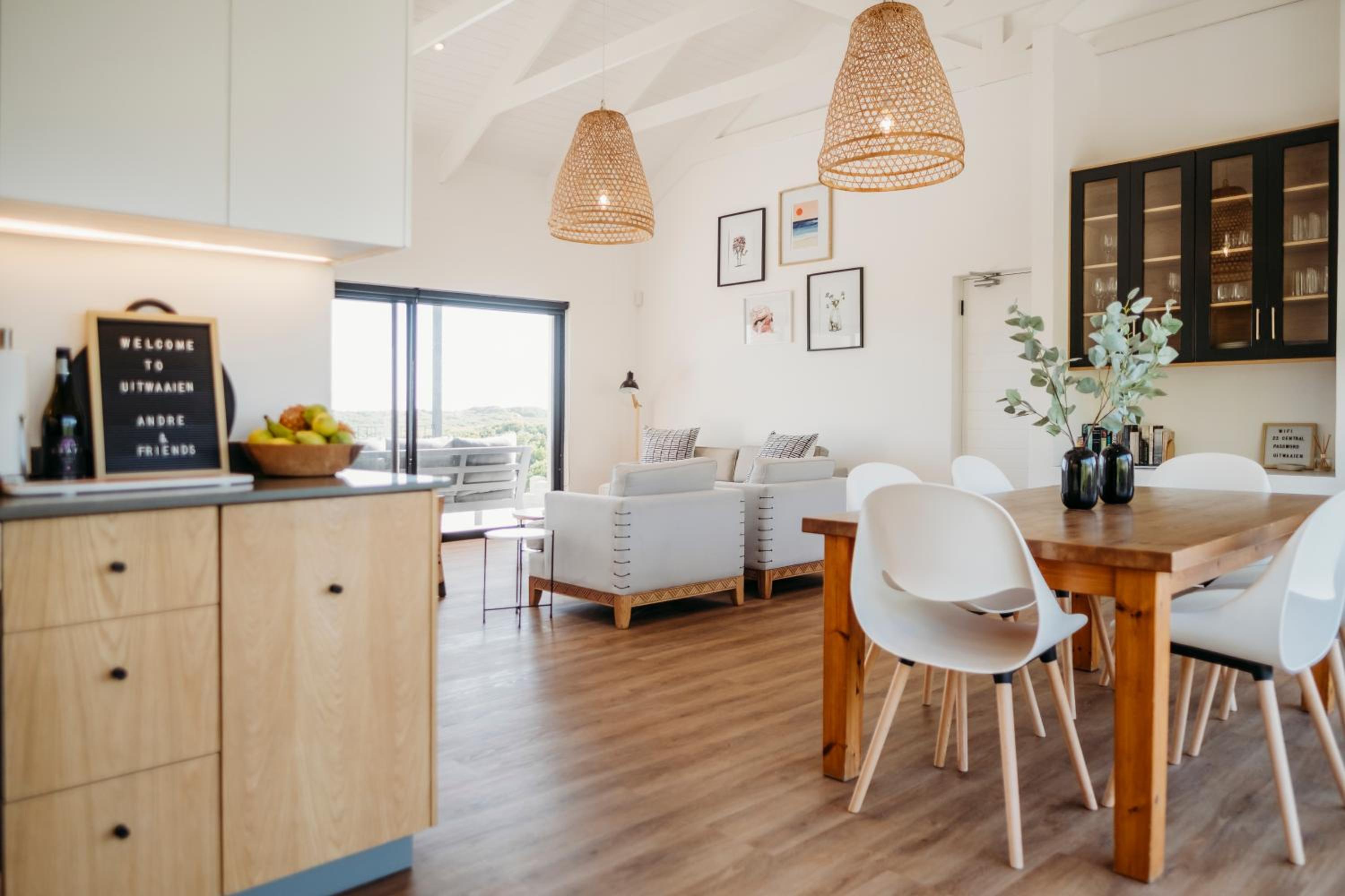Uitwaaien Beach Cottage view 2