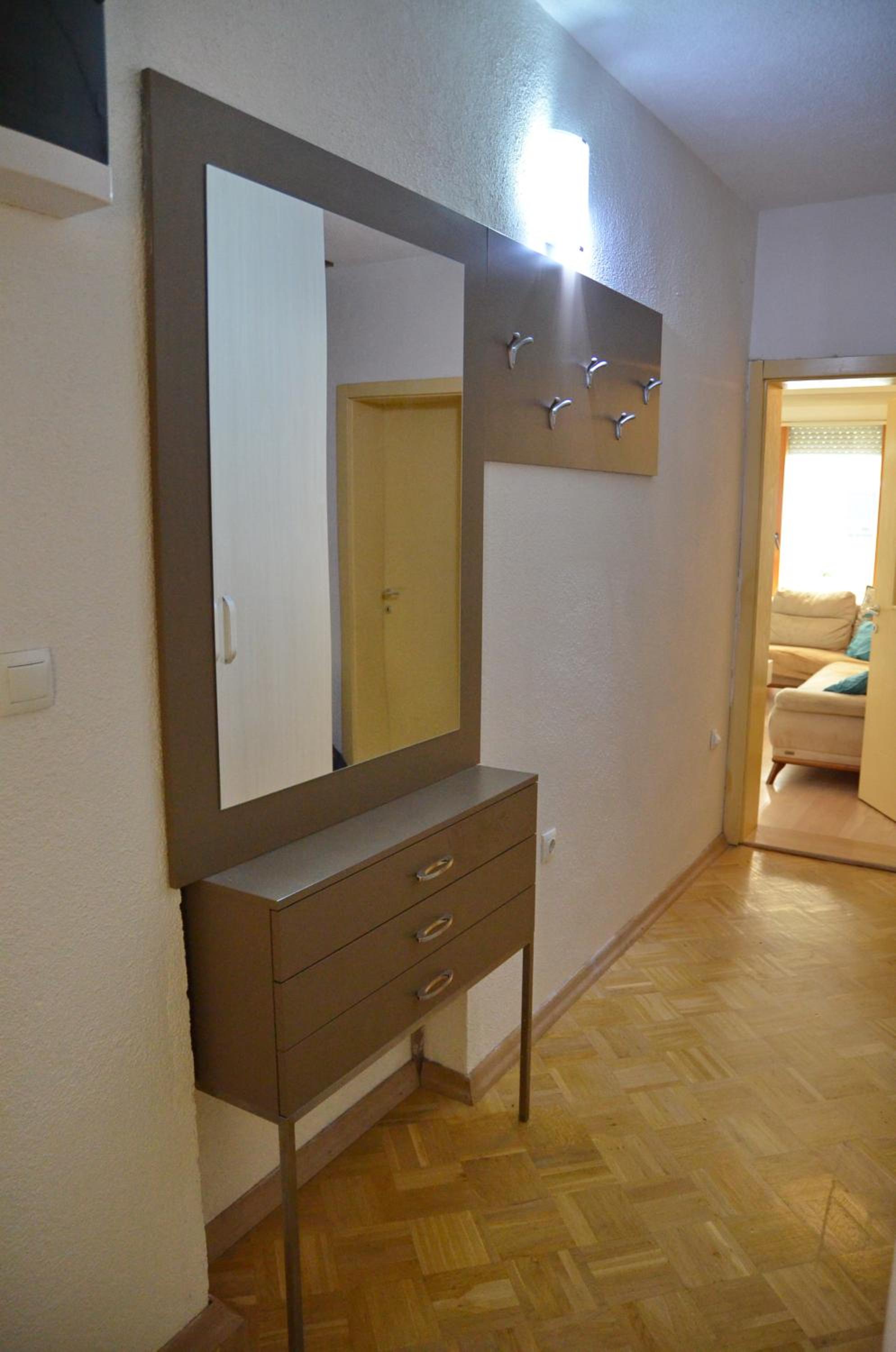Feel Good Apartments in Center Free Parking
