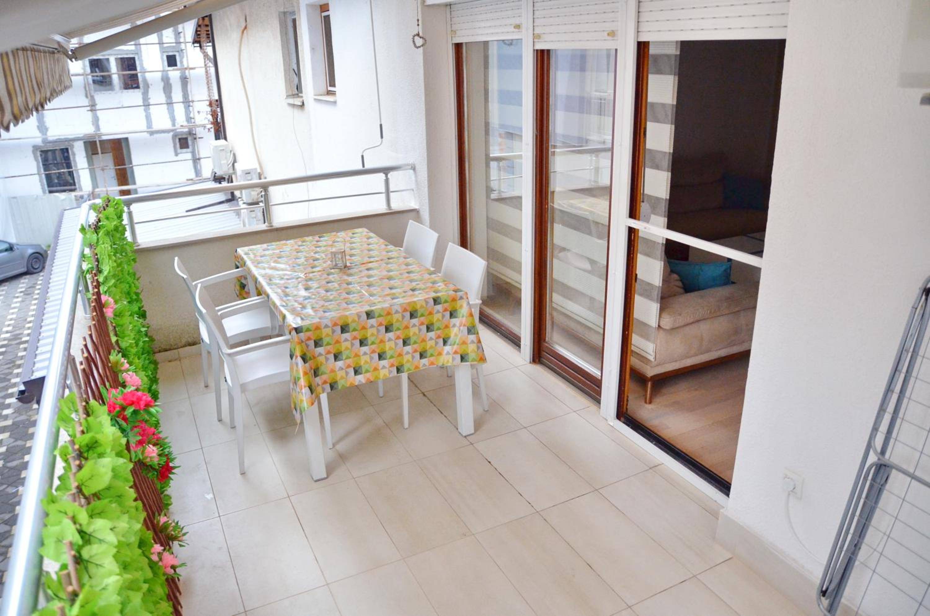 Feel Good Apartments in Center Free Parking