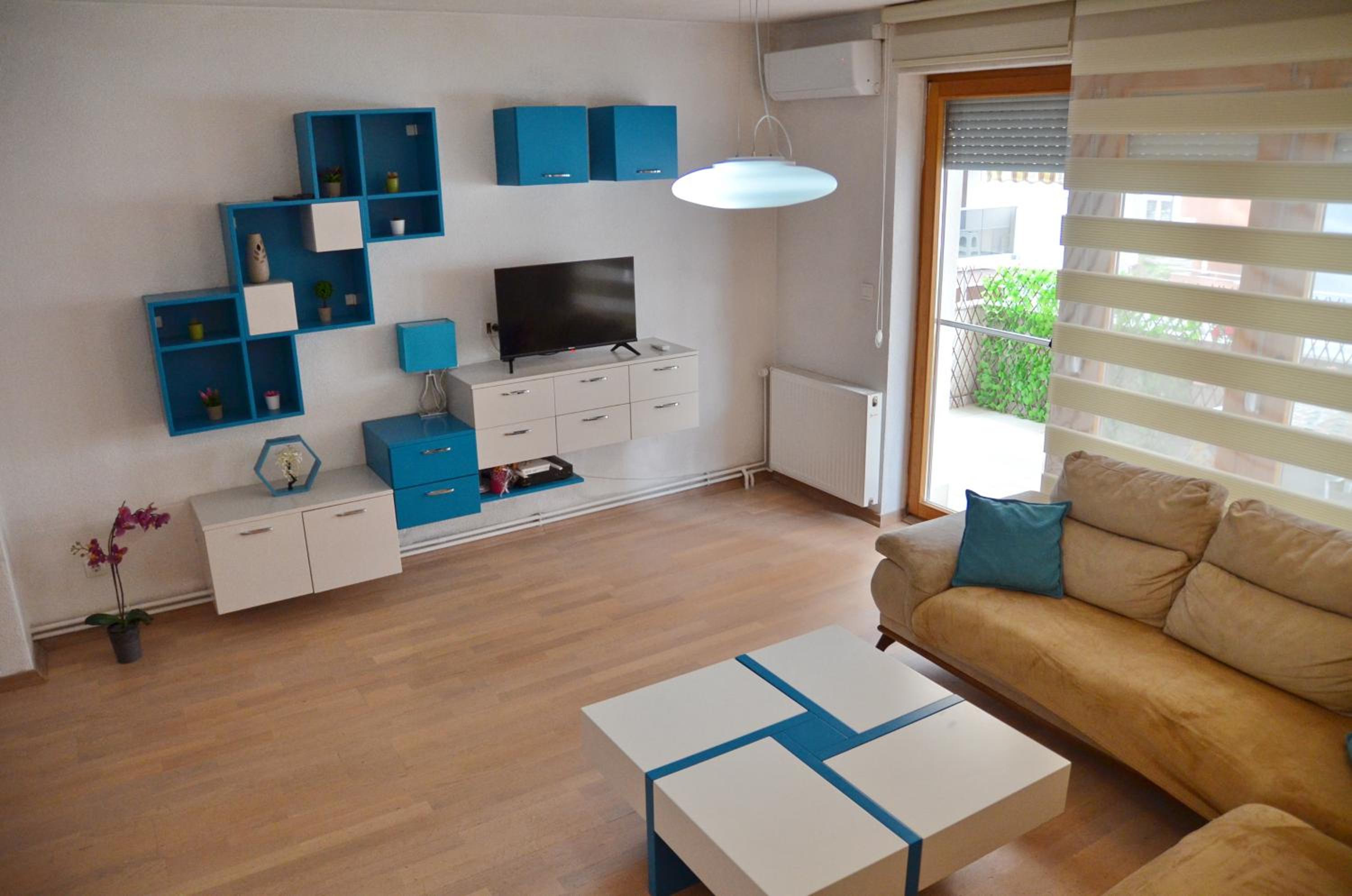Feel Good Apartments in Center Free Parking