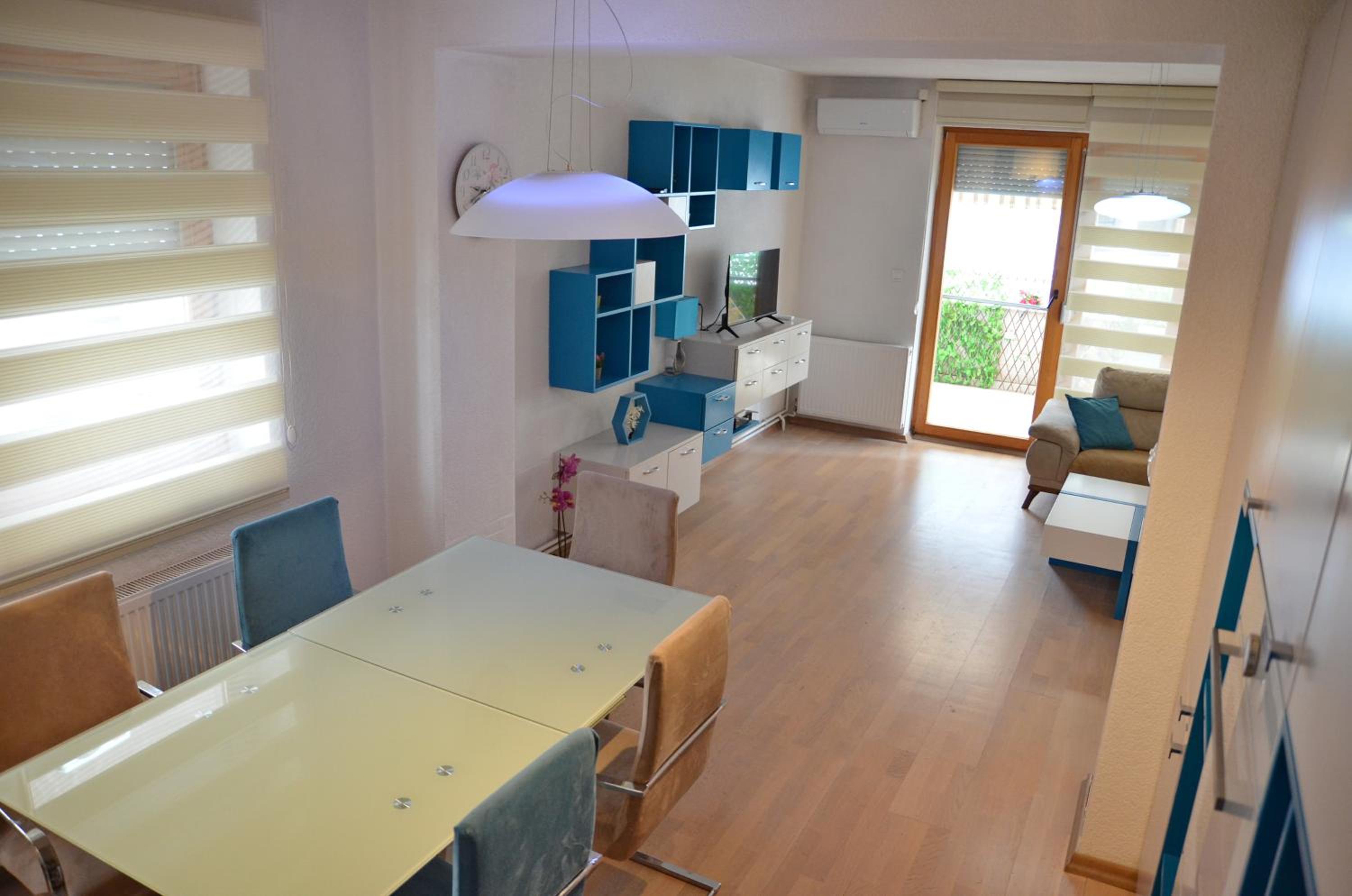 Feel Good Apartments in Center Free Parking