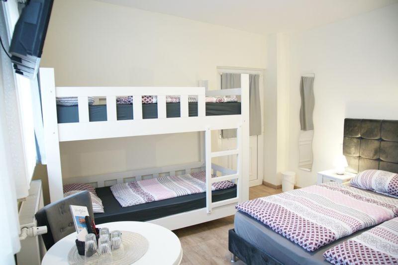 Das Sofa Restaurant-Hotel-Spätkauf