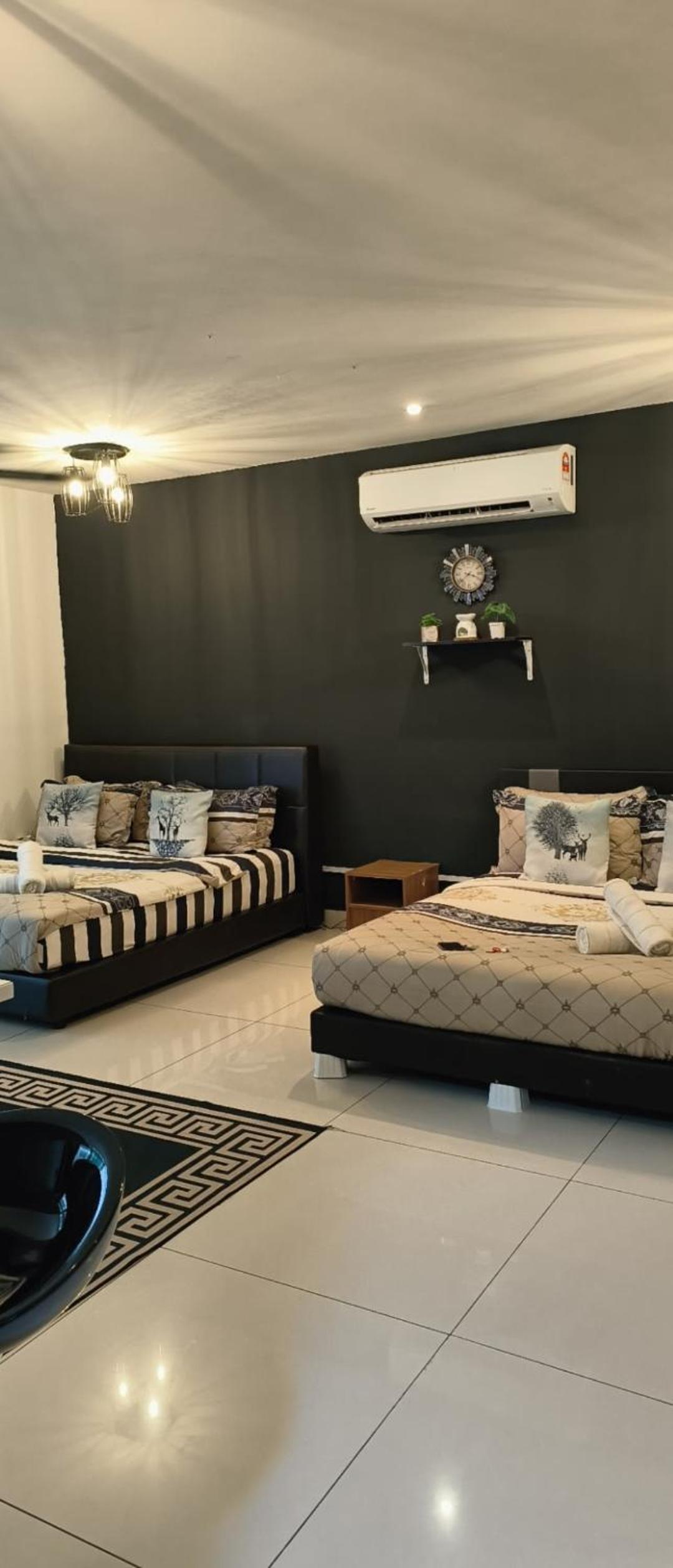 Ksl D'Esplanade Studio Apartment's 2