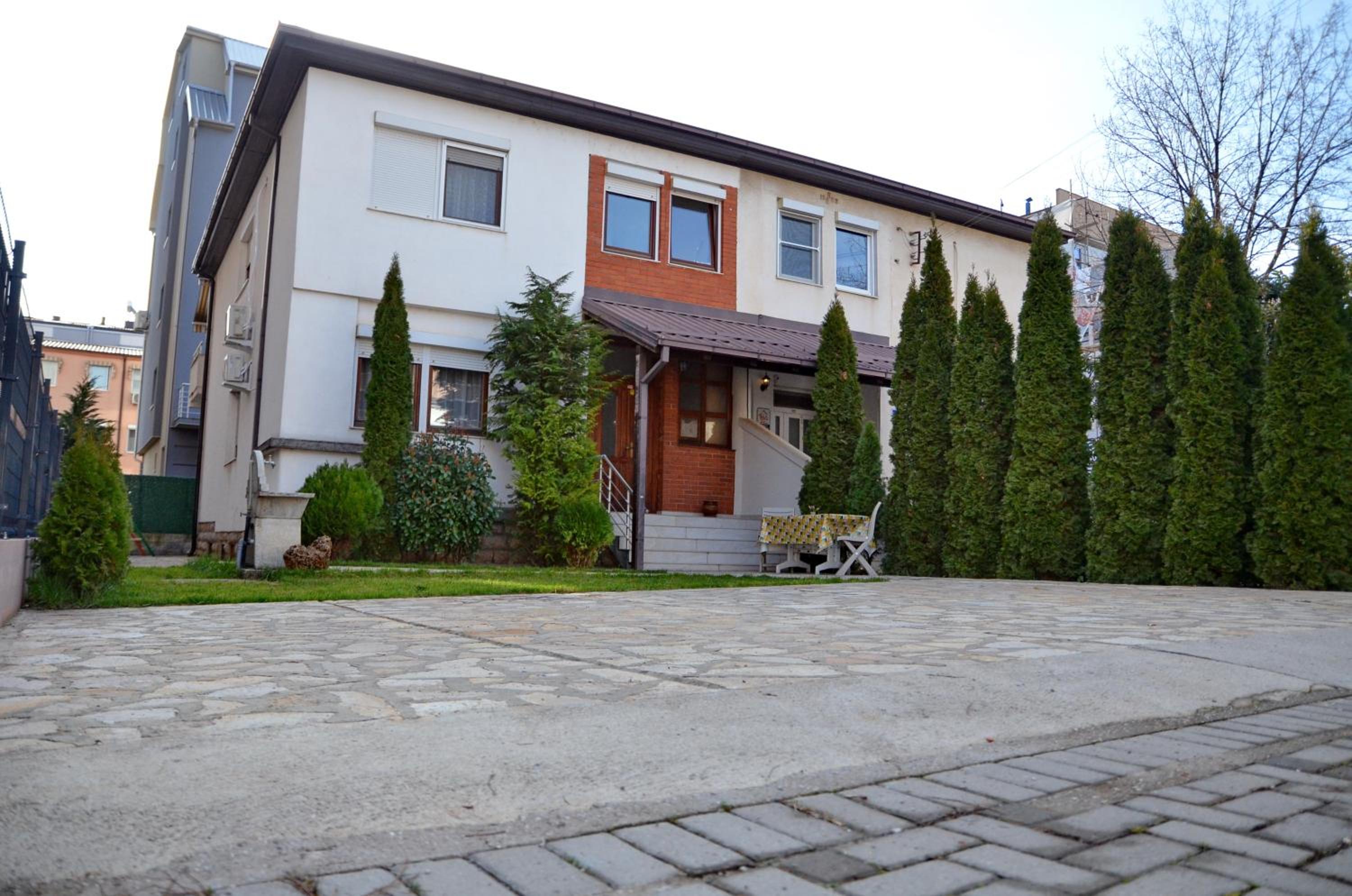 Feel Good Apartments in Center Free Parking
