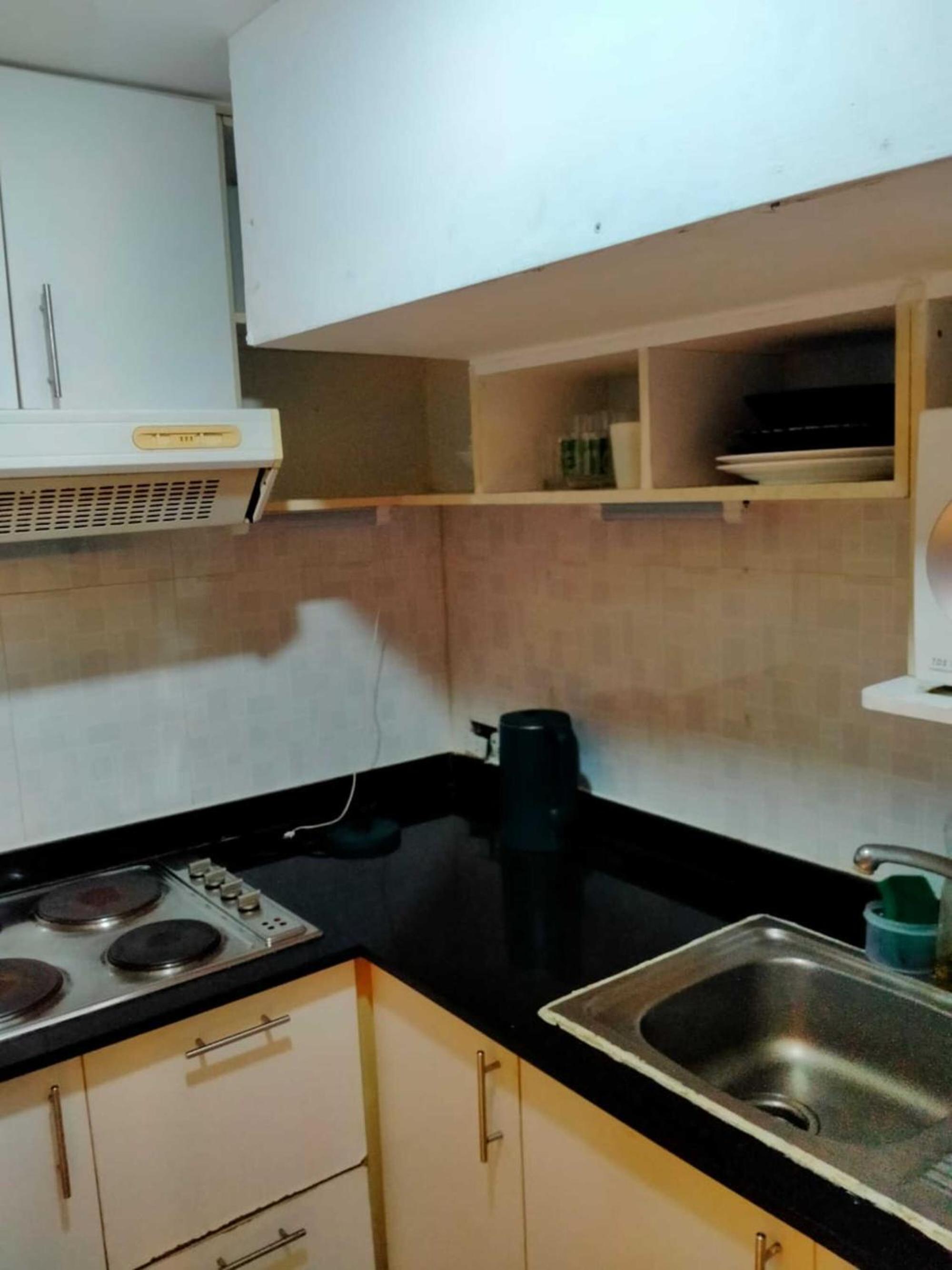 Fully Furnished Omni Tower Apartments Nana - Sukhumvit soi 4
