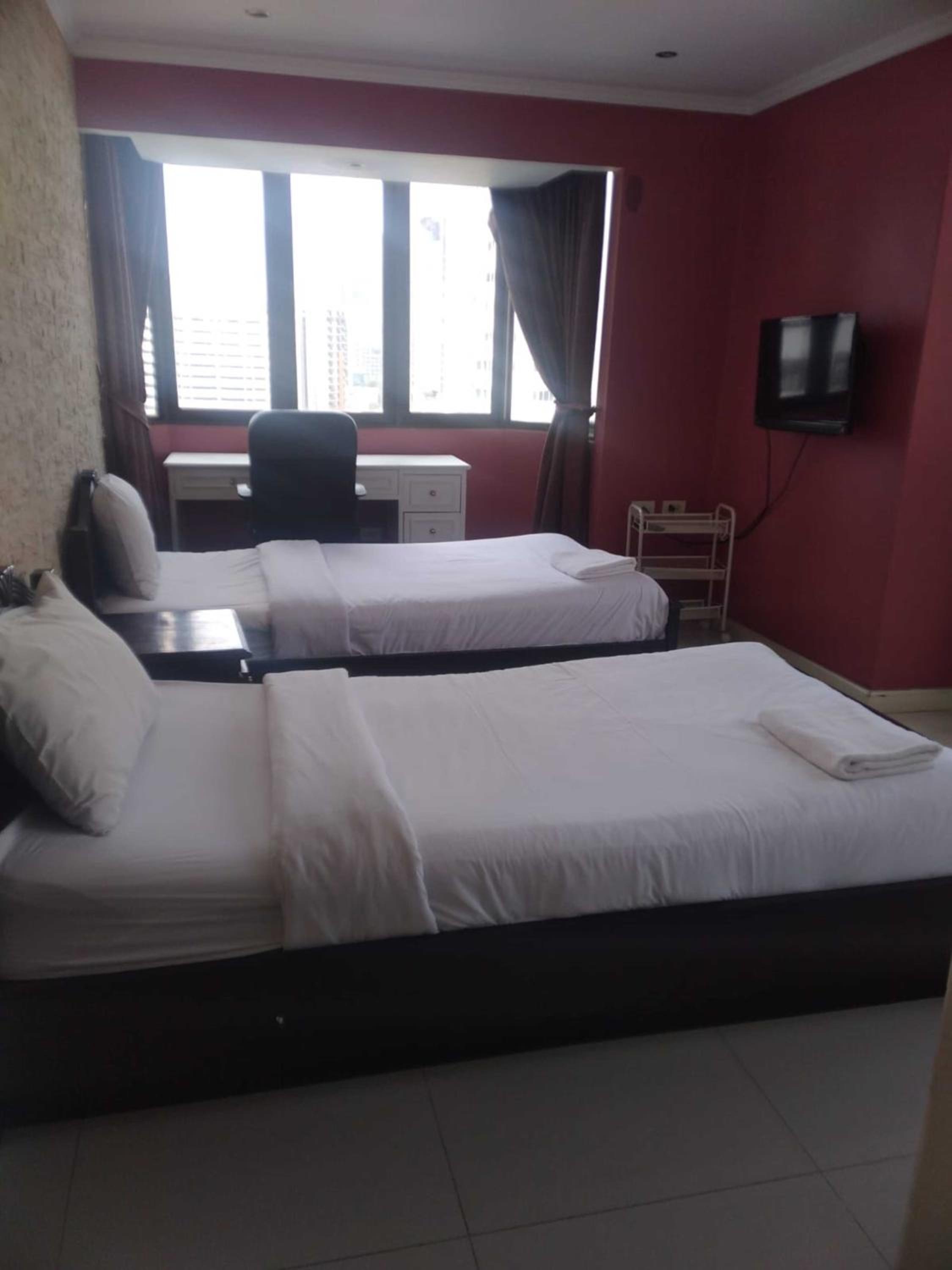 Fully Furnished Omni Tower Apartments Nana - Sukhumvit soi 4