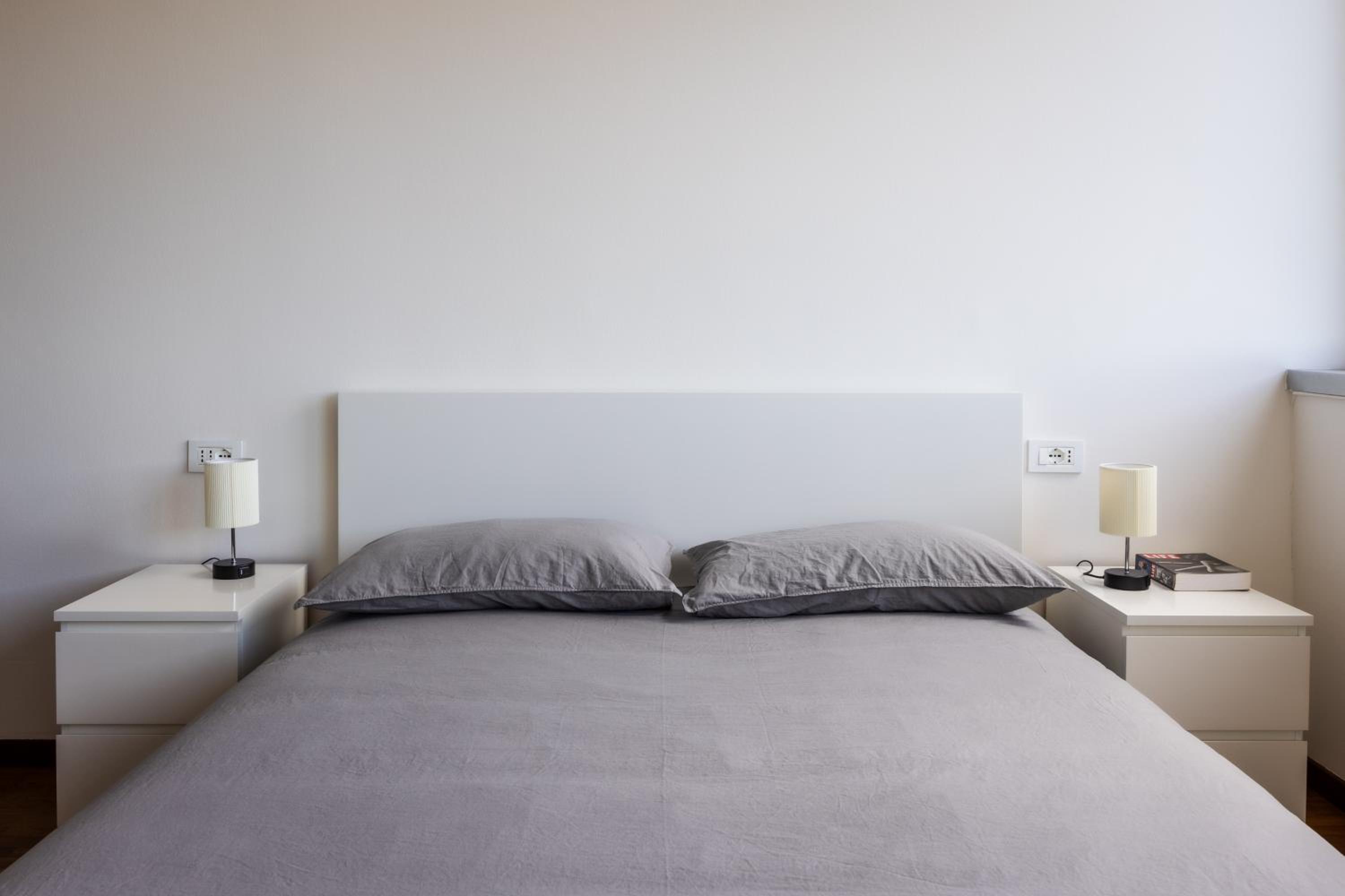 Paolo Fabbri Apartment view 5