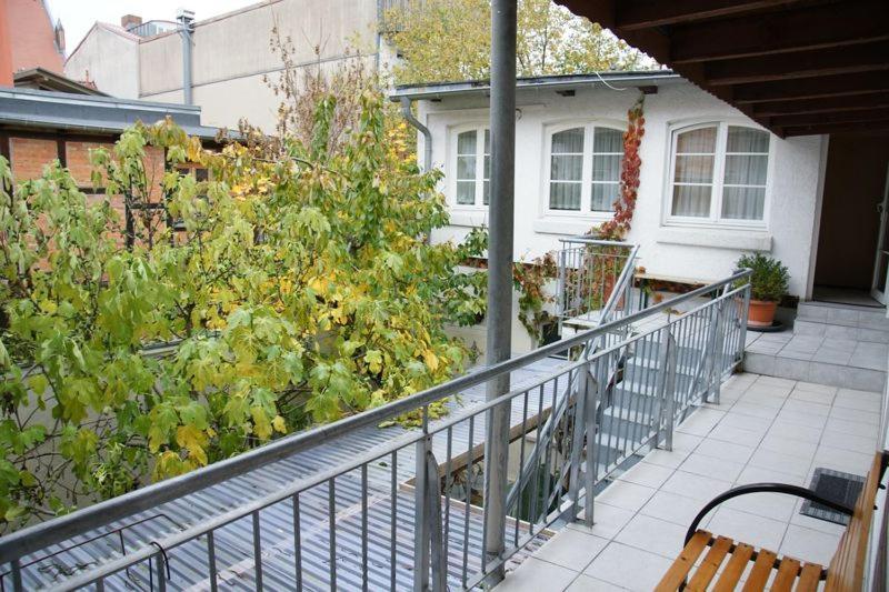 Das Sofa Restaurant-Hotel-Spätkauf