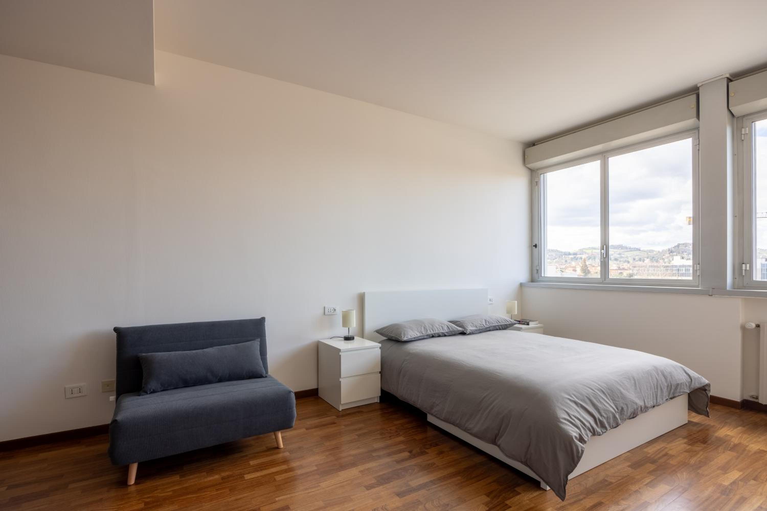 Paolo Fabbri Apartment view 4