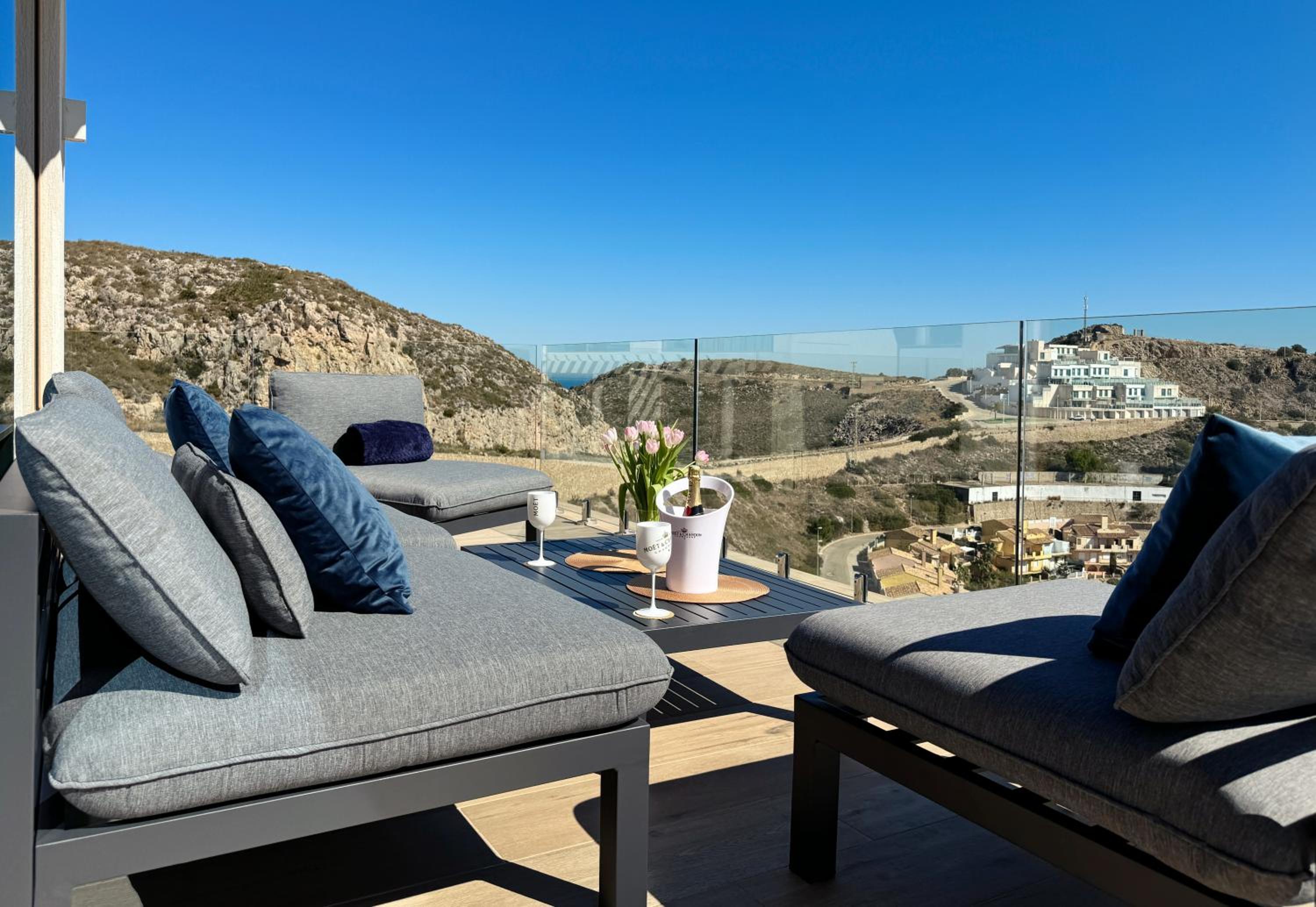 Colina del Sol Penthouse Horizonte