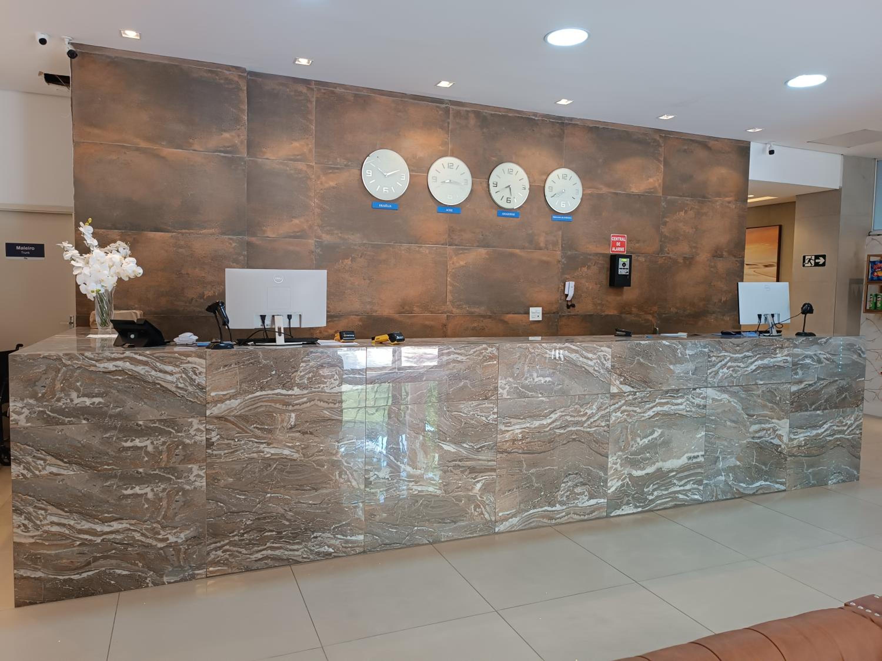 Trip Hotel Ubá - perto da Faculdade OZANAM COELHO e Eventos HORTO FLORESTAL