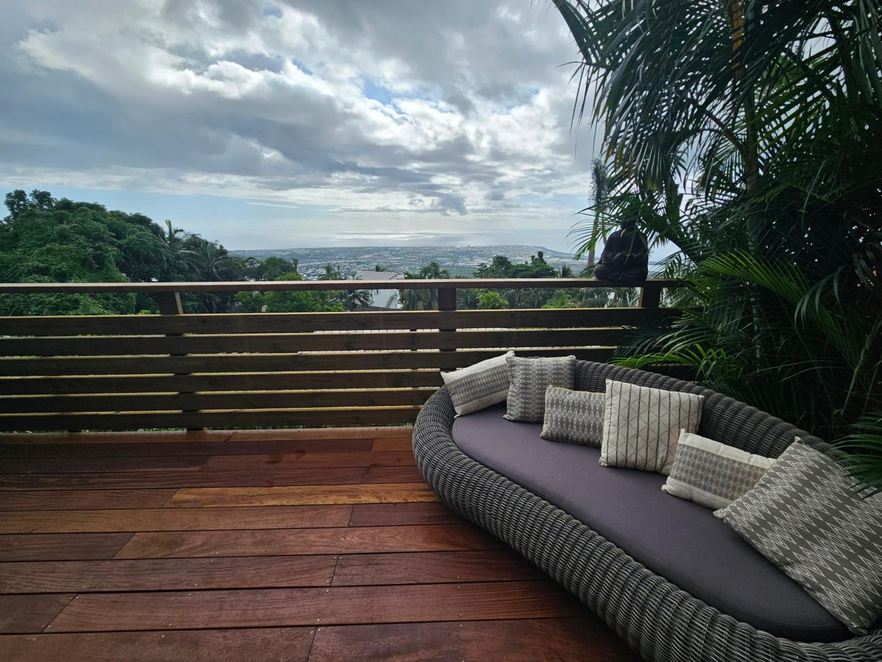 SEAVIEW APPT view 3