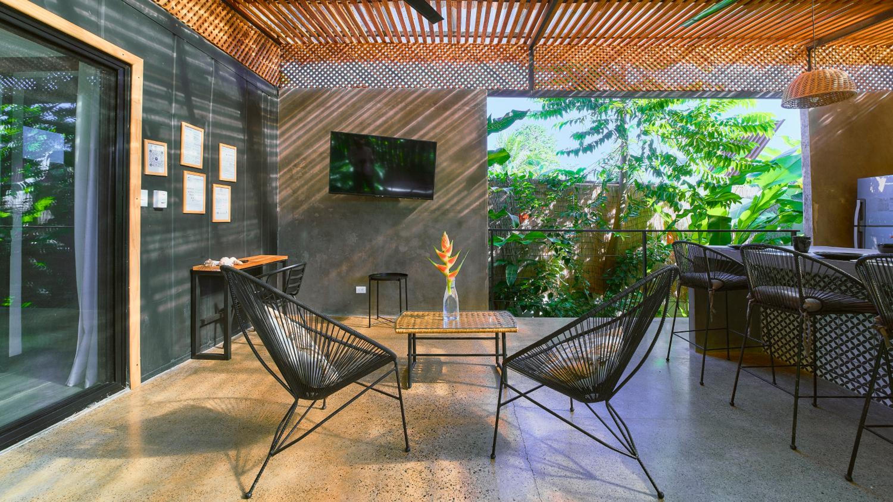 lounge