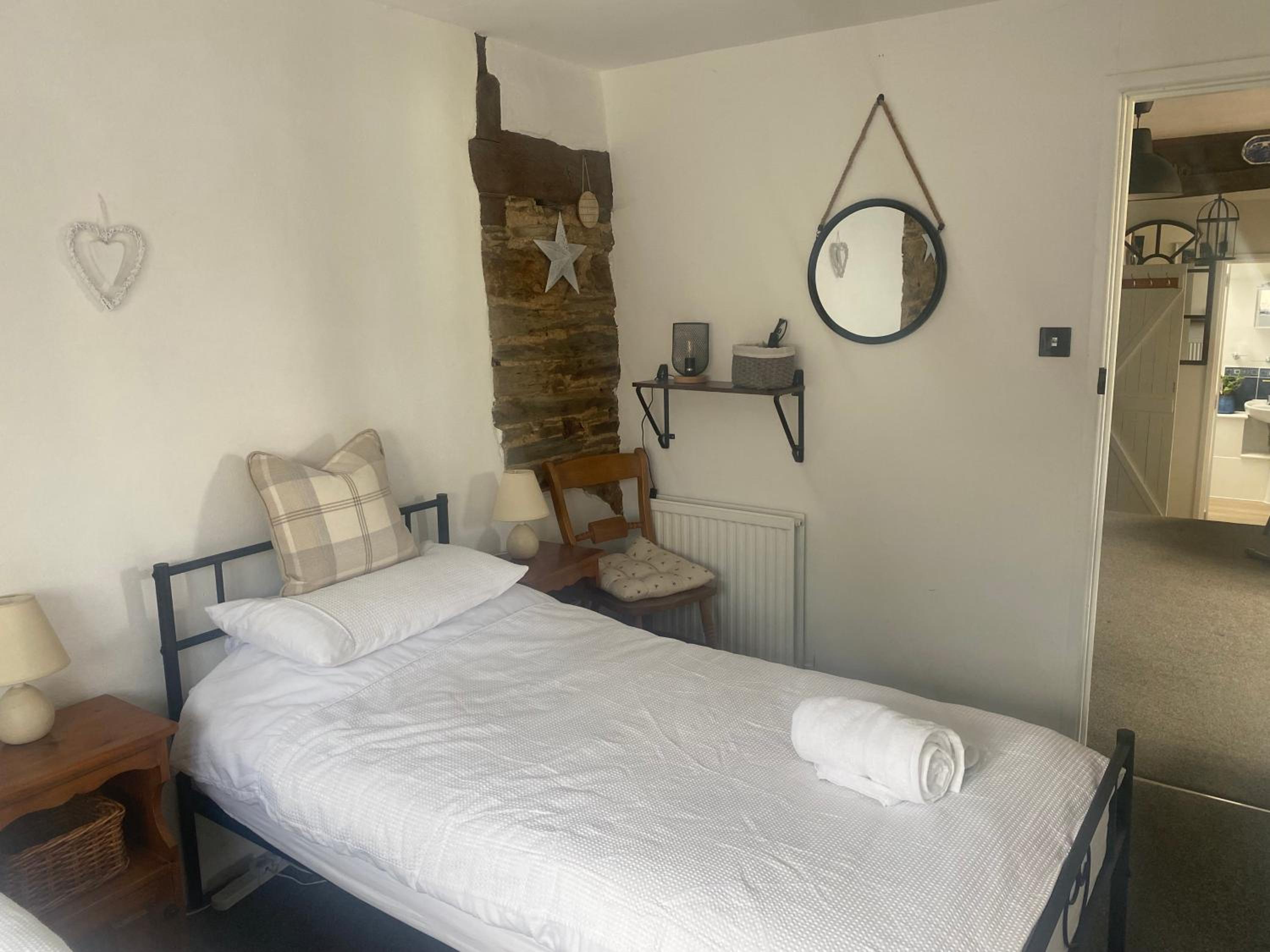 Looe Vacations - Horseshoe Cottage - Property Image 9