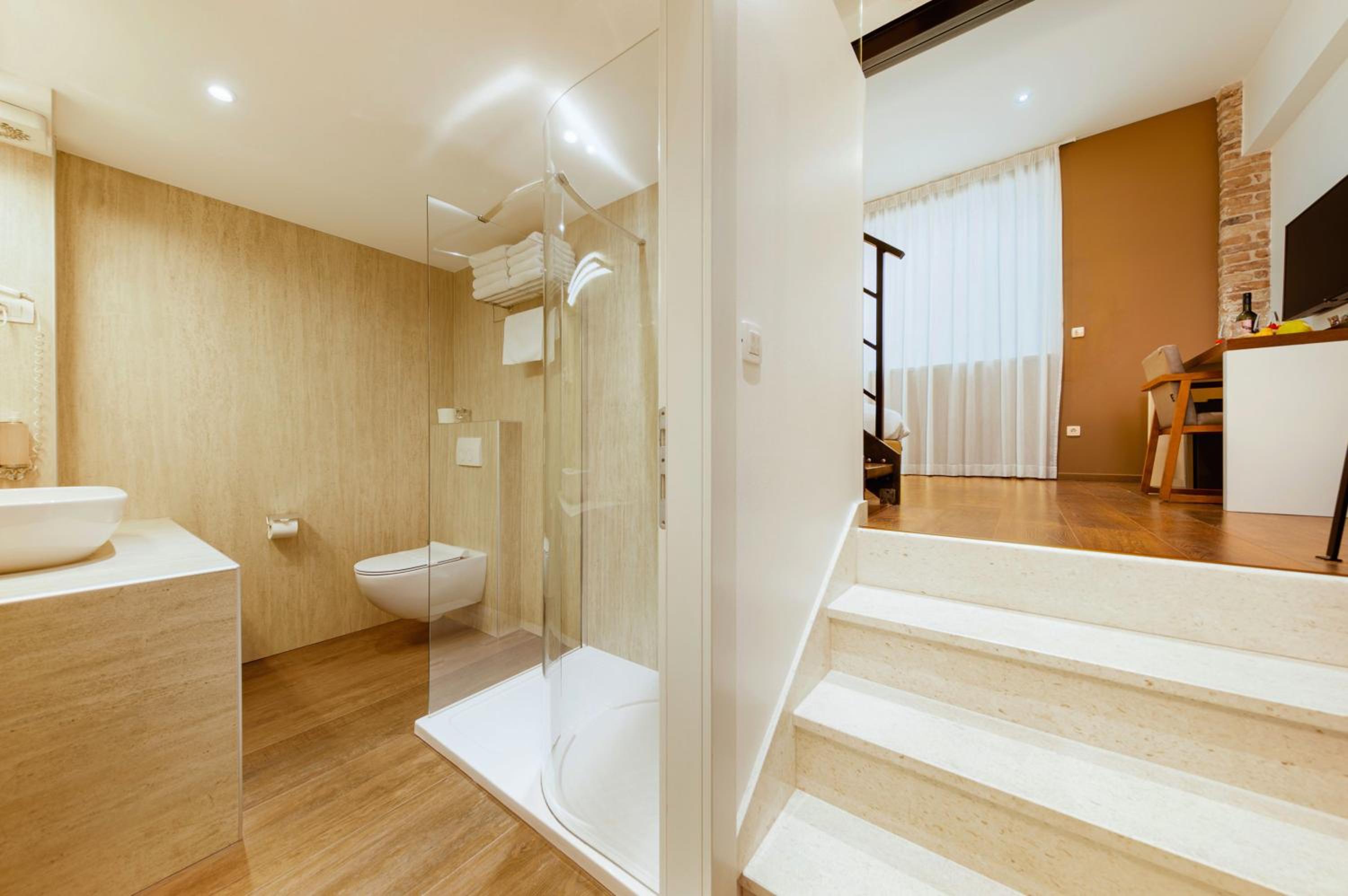 Azur Palace Luxury Rooms photo 105 of 116